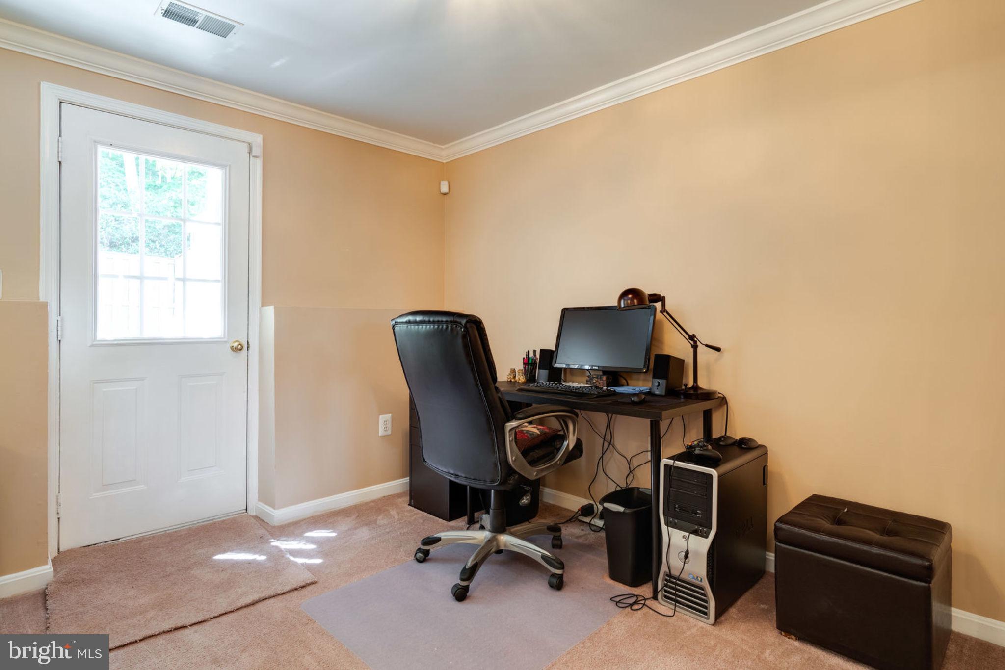 LAKECREST - Residential