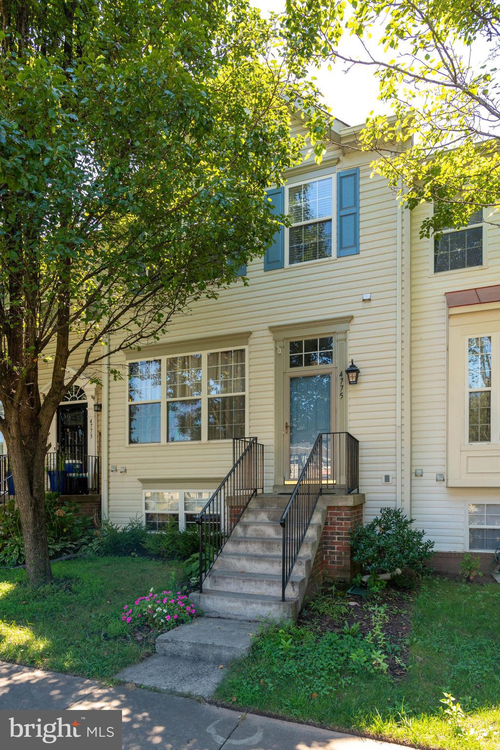 LAKECREST - Residential