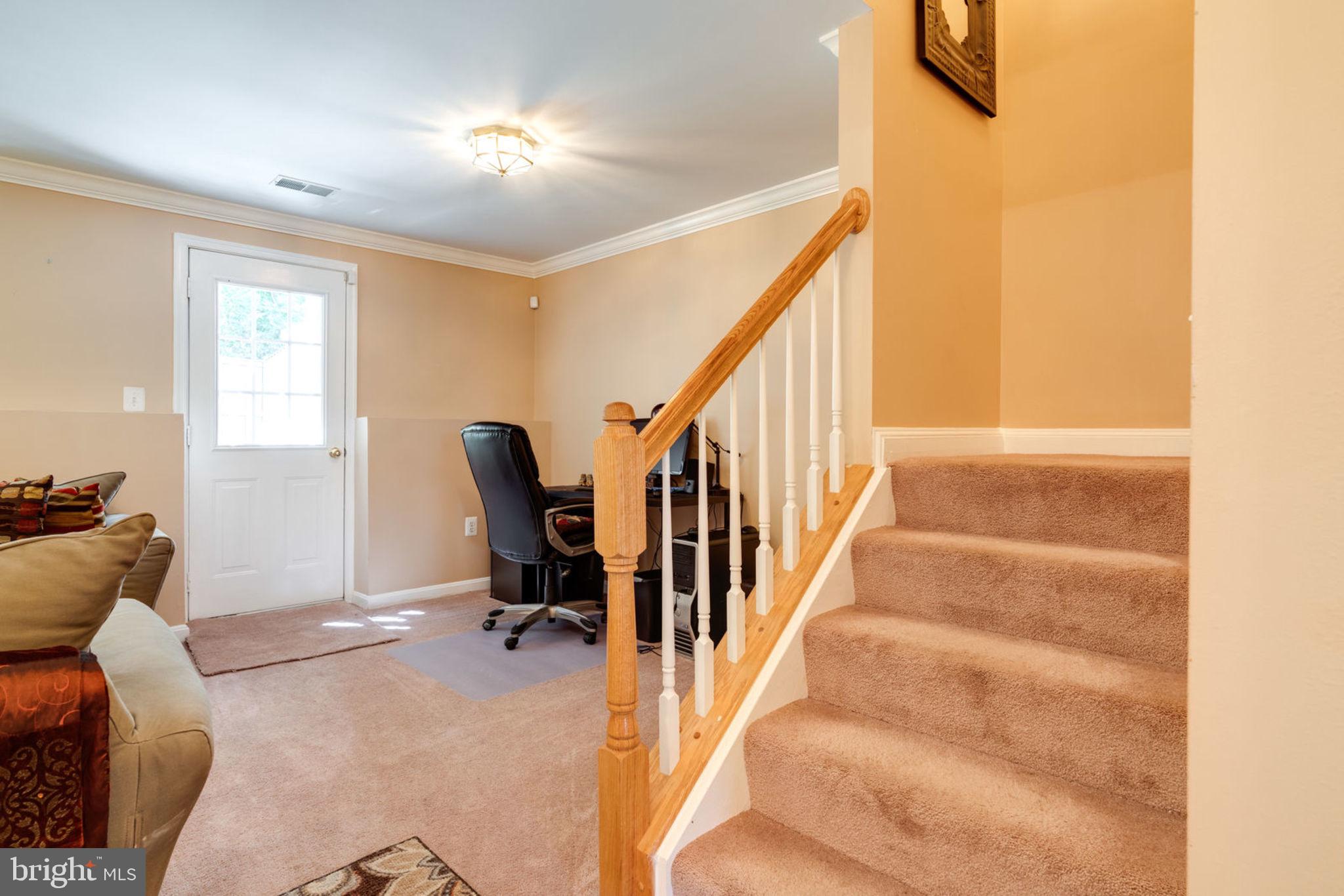 LAKECREST - Residential