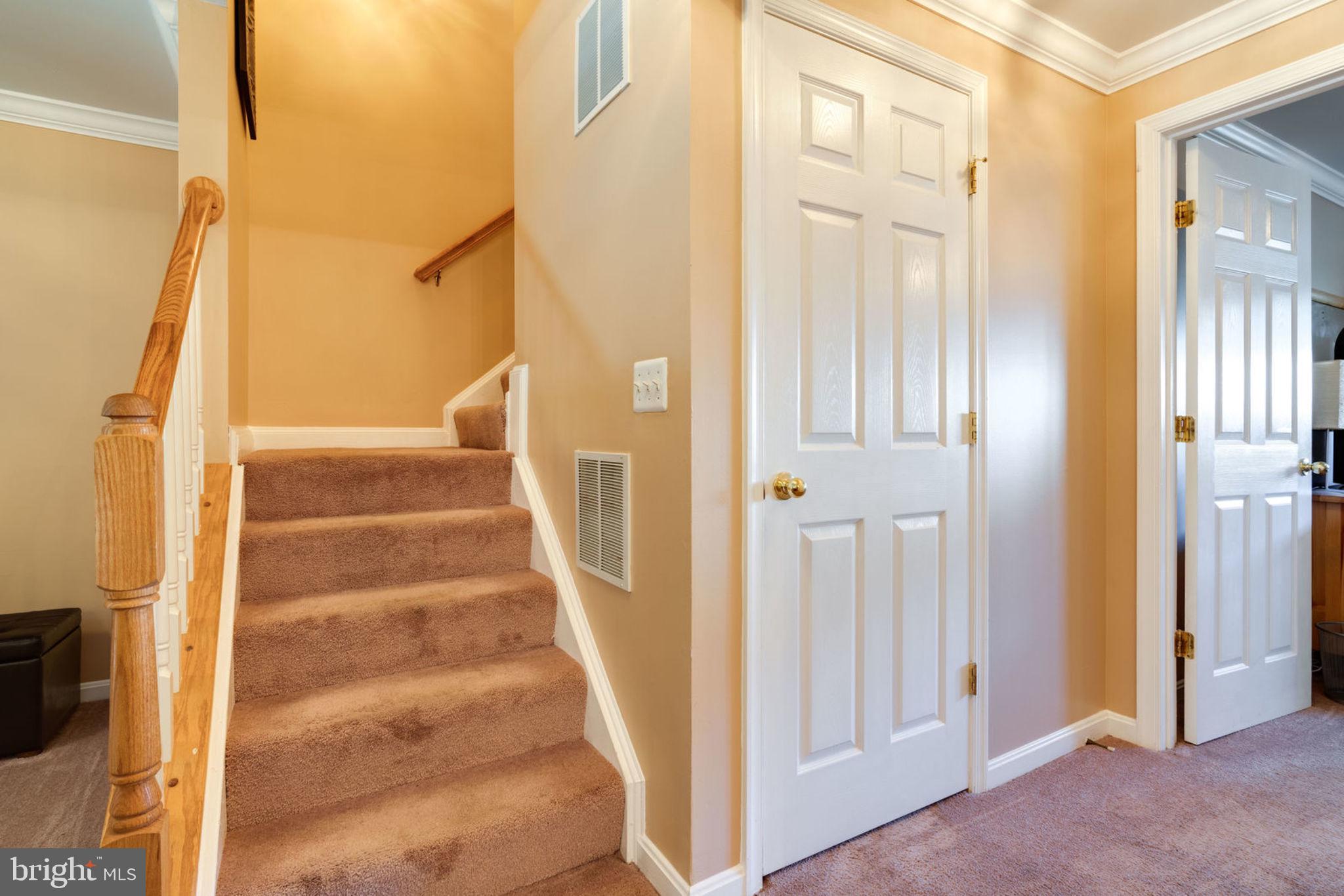 LAKECREST - Residential