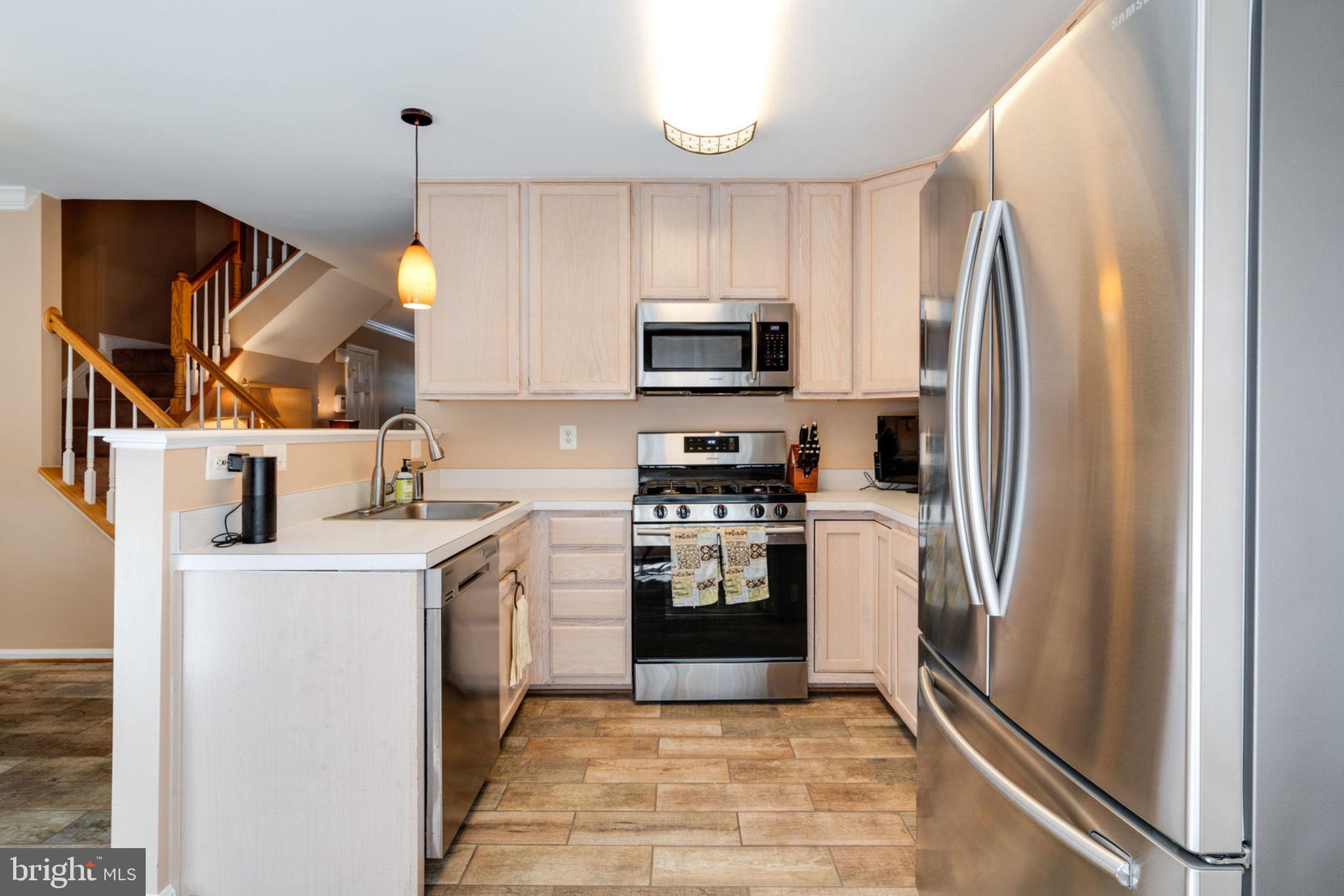 LAKECREST - Residential