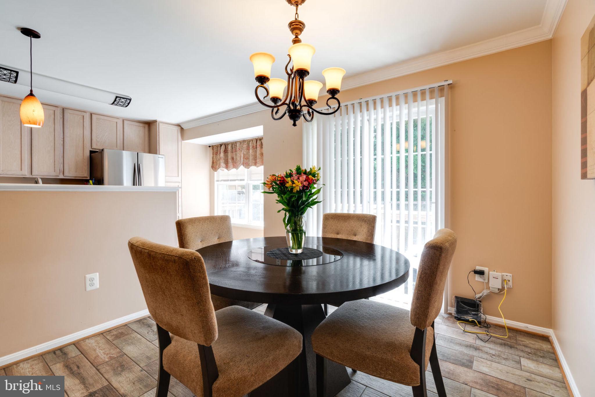 LAKECREST - Residential