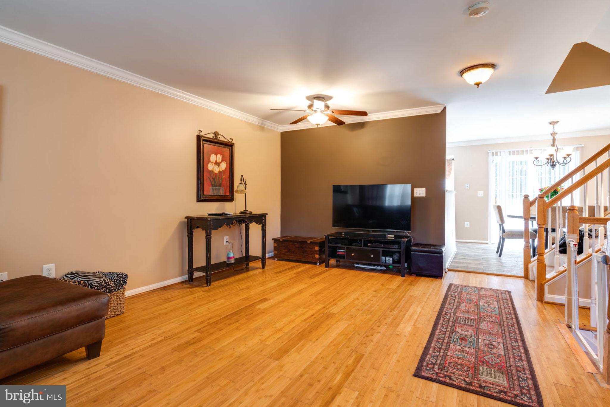 LAKECREST - Residential