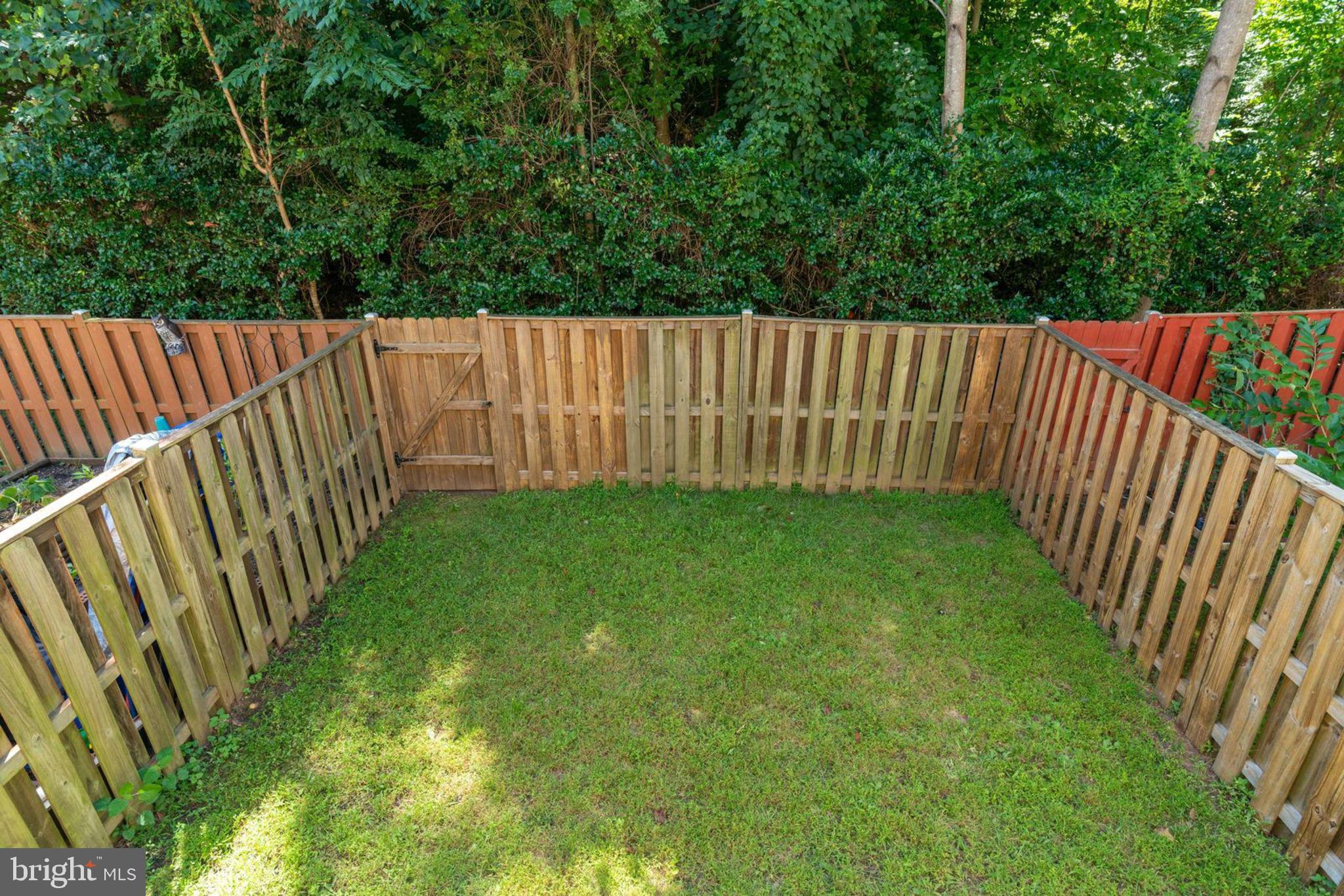 LAKECREST - Residential