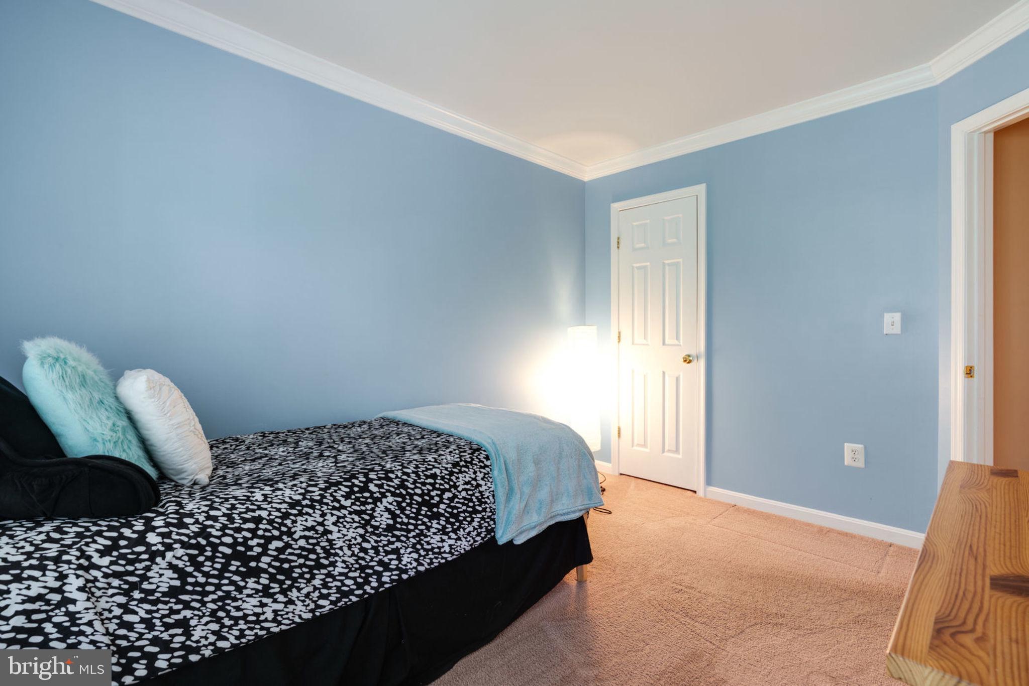 LAKECREST - Residential