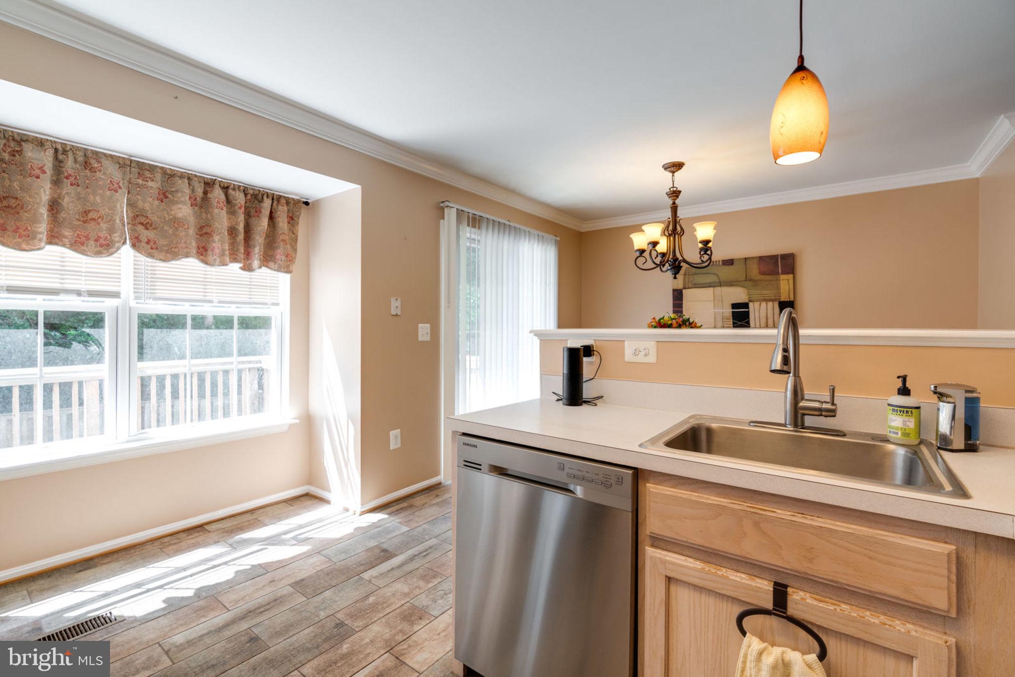 LAKECREST - Residential