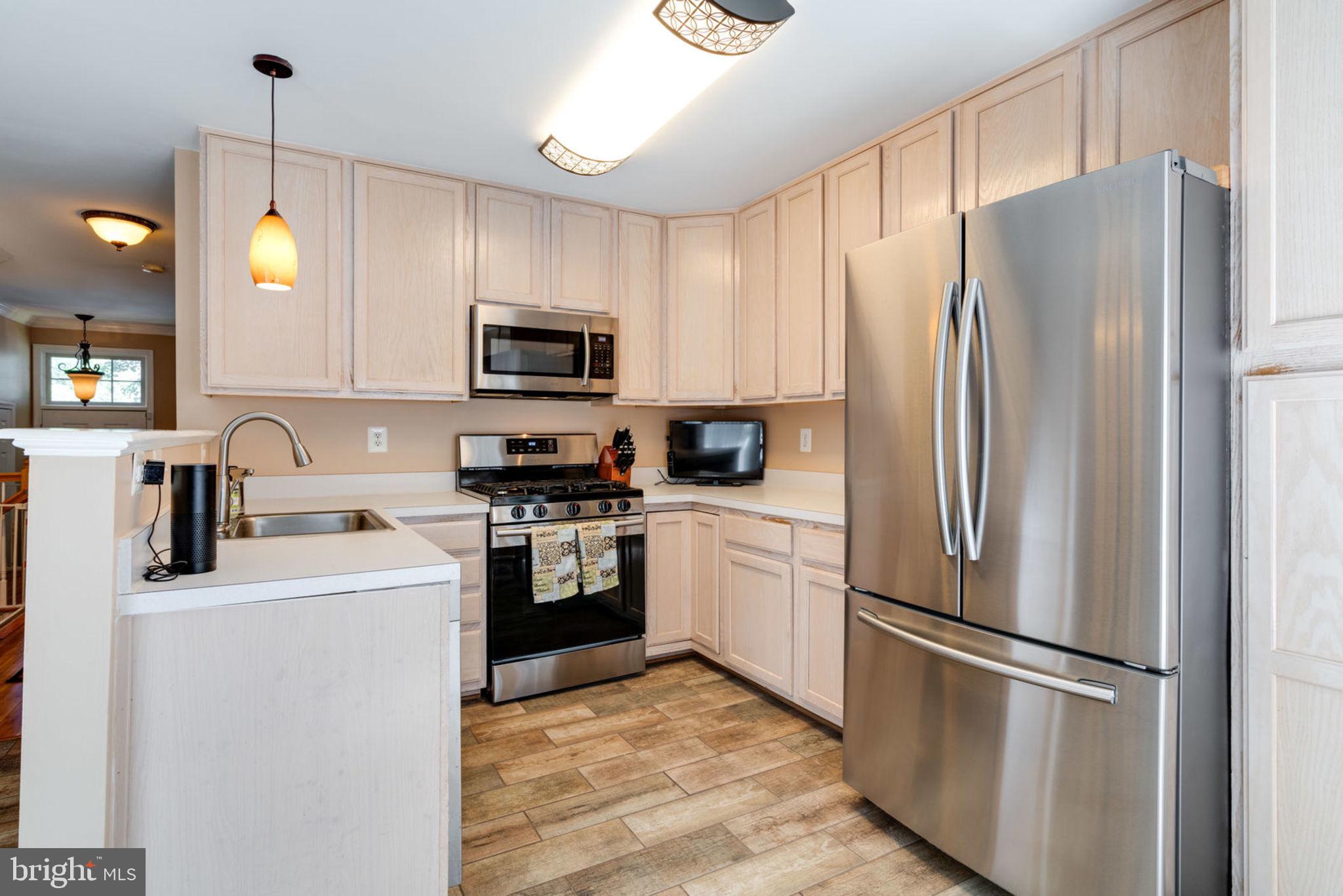 LAKECREST - Residential