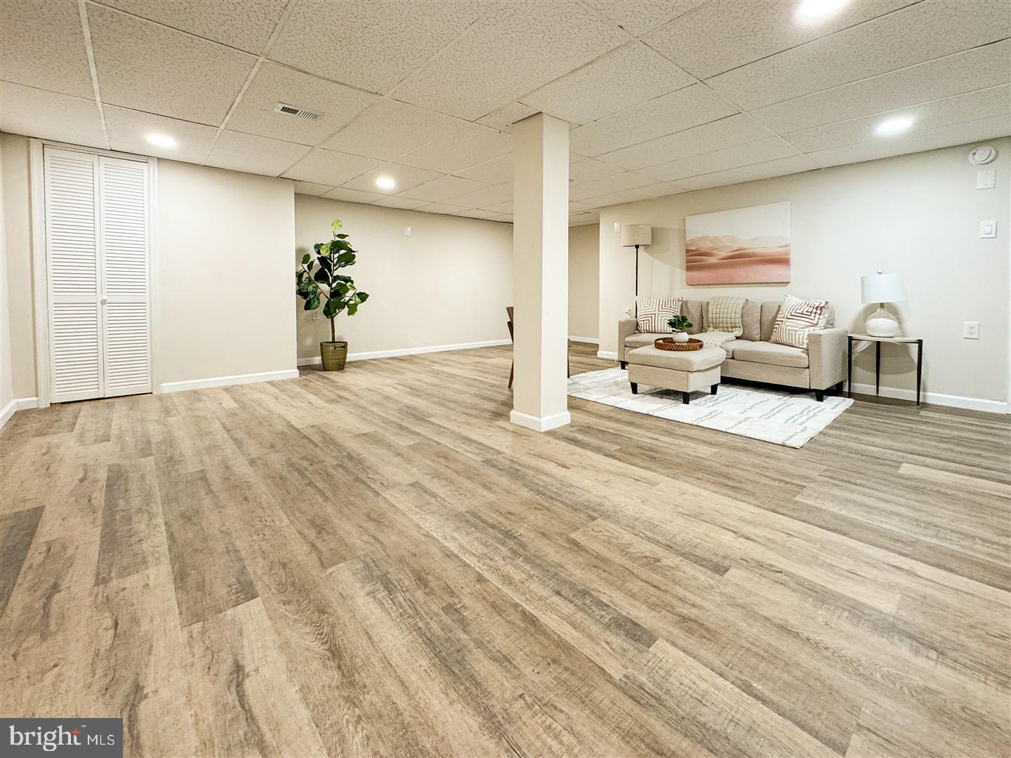 VALLEY VIEW - Residential