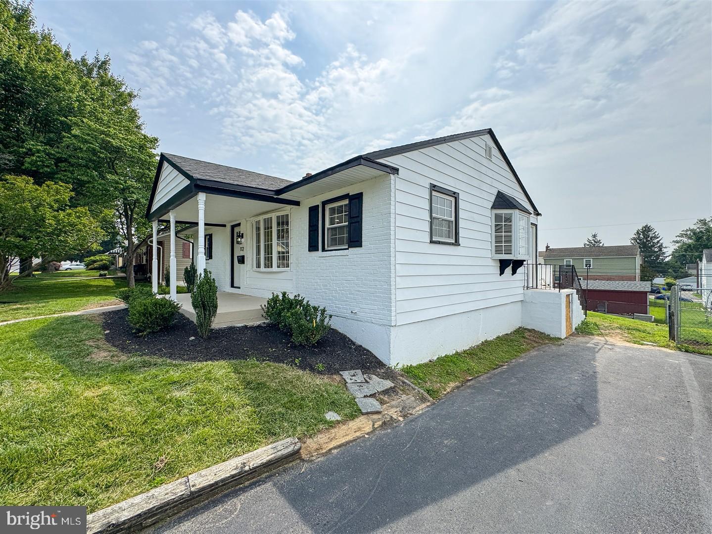 VALLEY VIEW - Residential