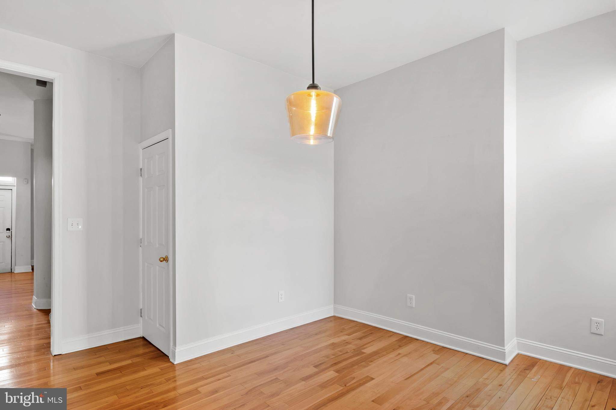 CHARLES VILLAGE - Residential