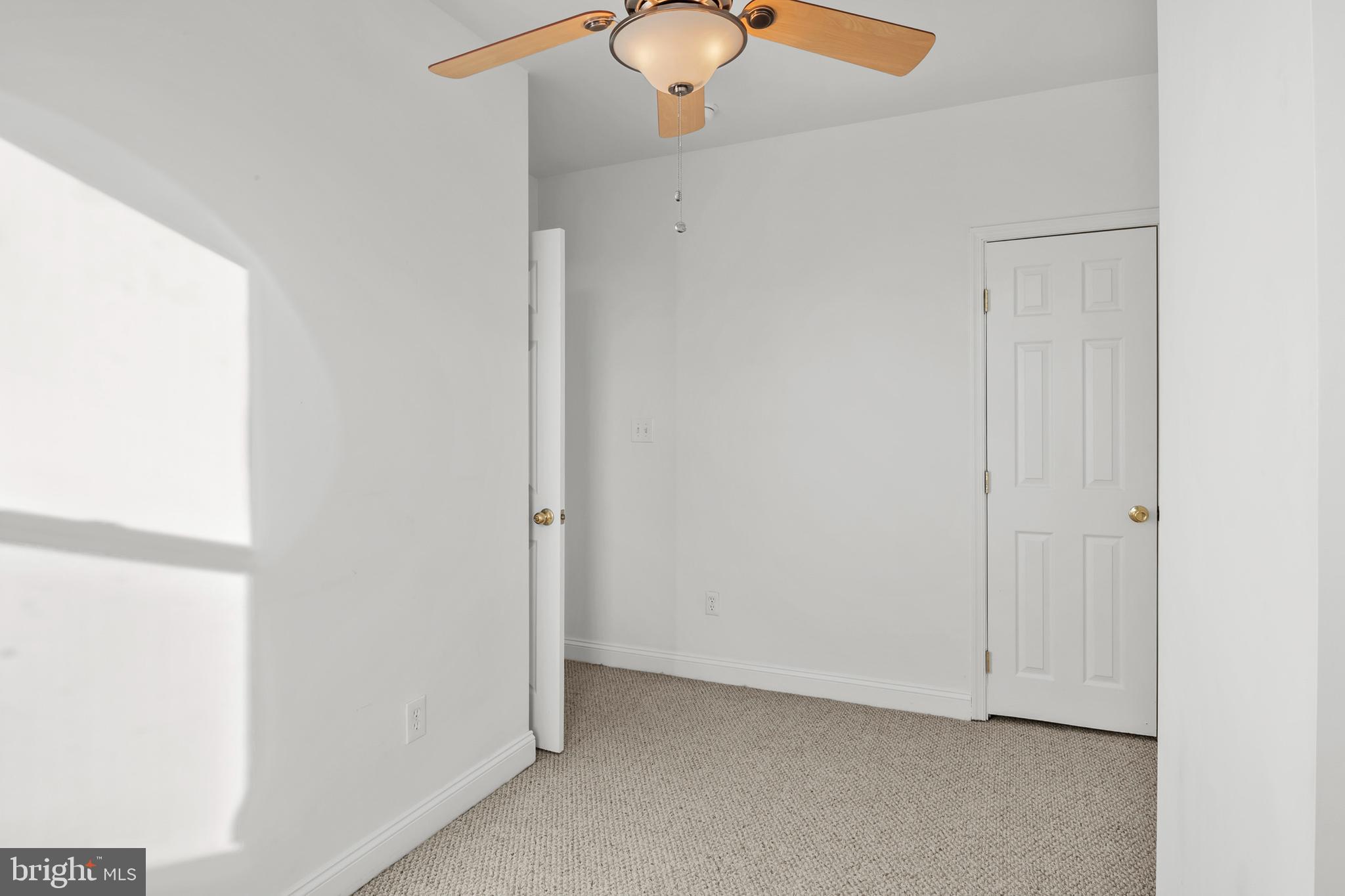 CHARLES VILLAGE - Residential