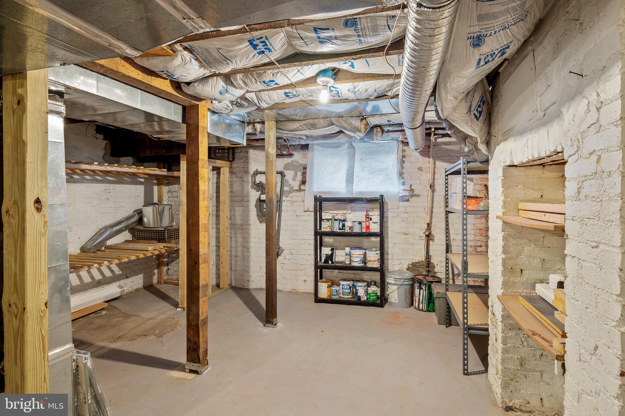 CHARLES VILLAGE - Residential