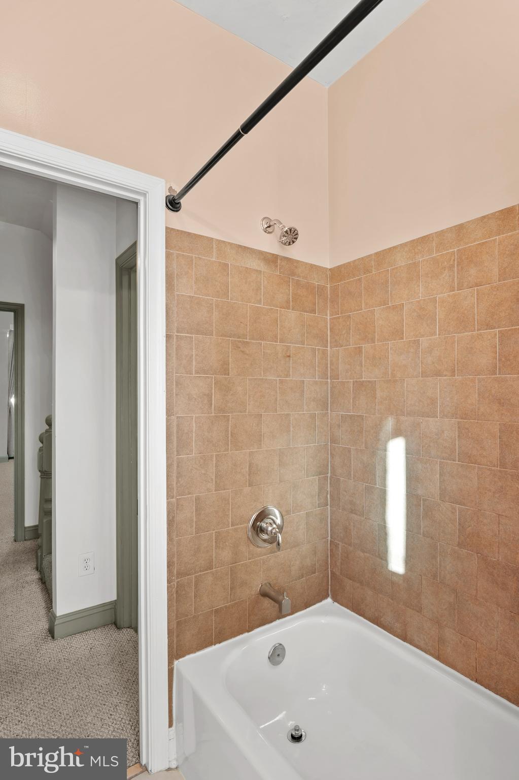 CHARLES VILLAGE - Residential