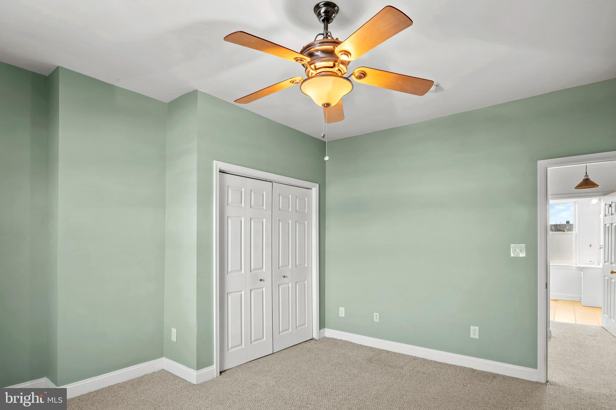 CHARLES VILLAGE - Residential