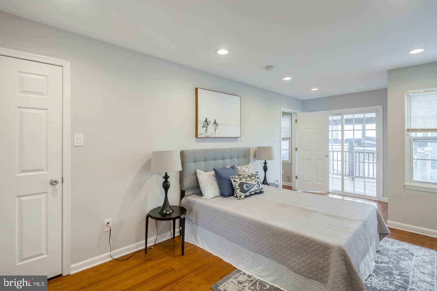 GRADUATE HOSPITAL - Residential