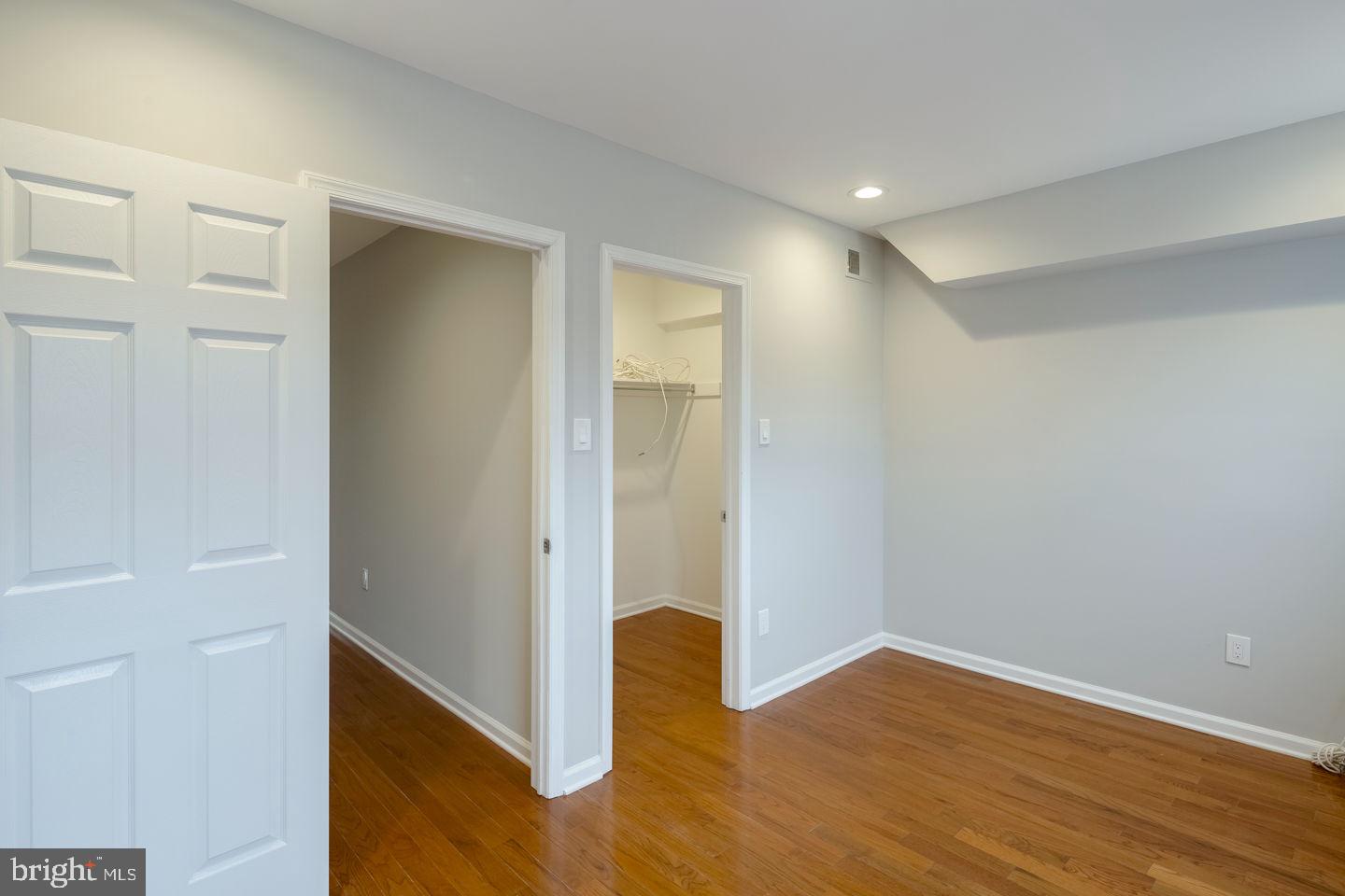 GRADUATE HOSPITAL - Residential