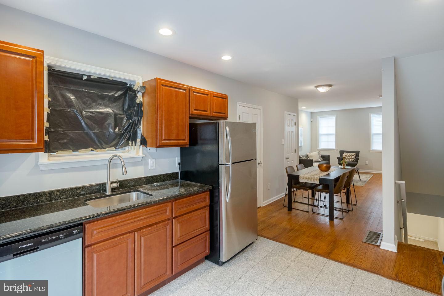 GRADUATE HOSPITAL - Residential