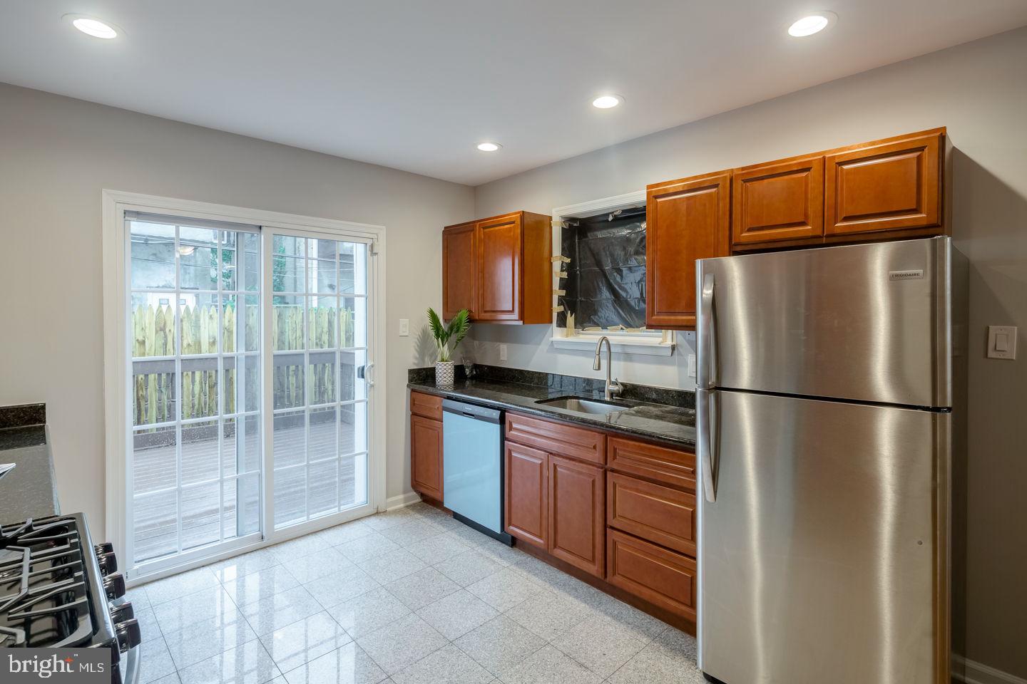 GRADUATE HOSPITAL - Residential