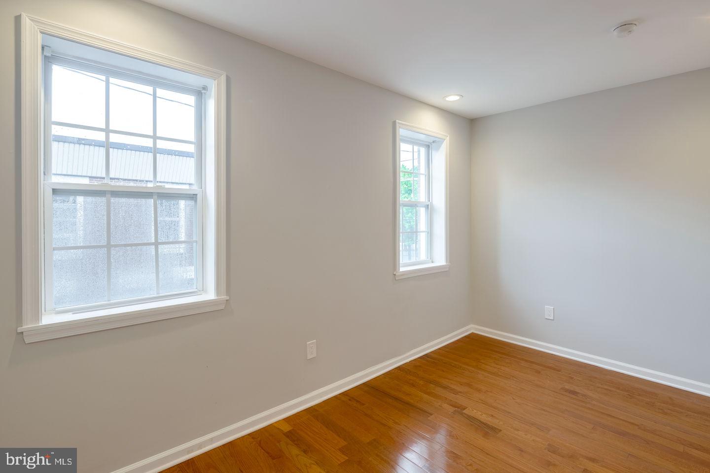 GRADUATE HOSPITAL - Residential