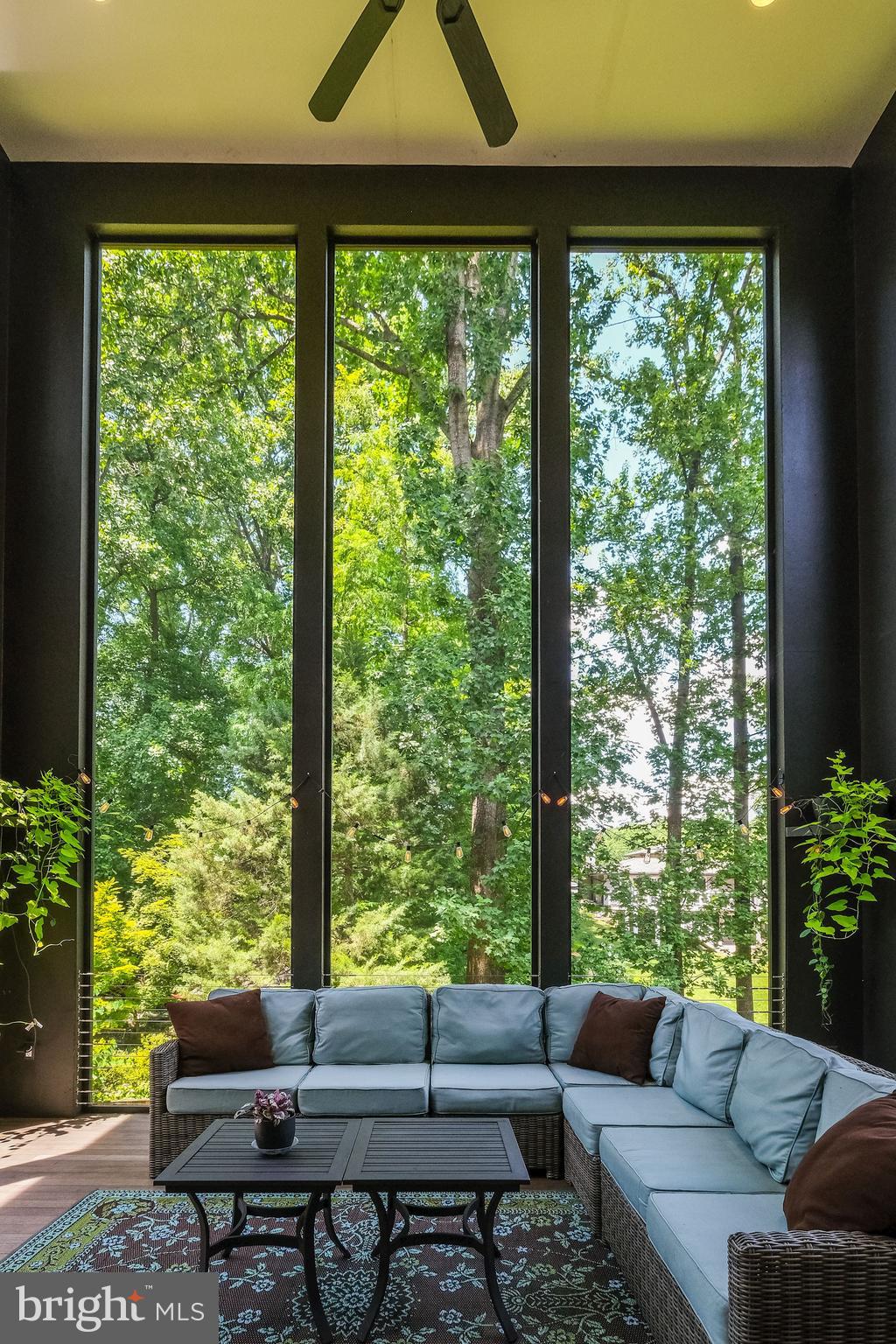 WOODMONT - Residential