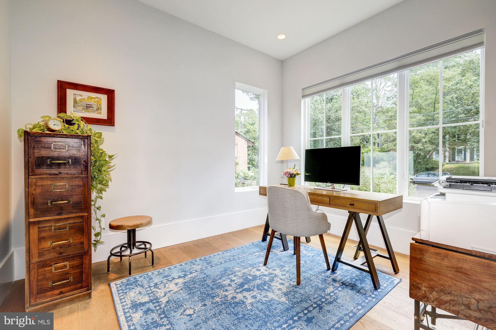 WOODMONT - Residential