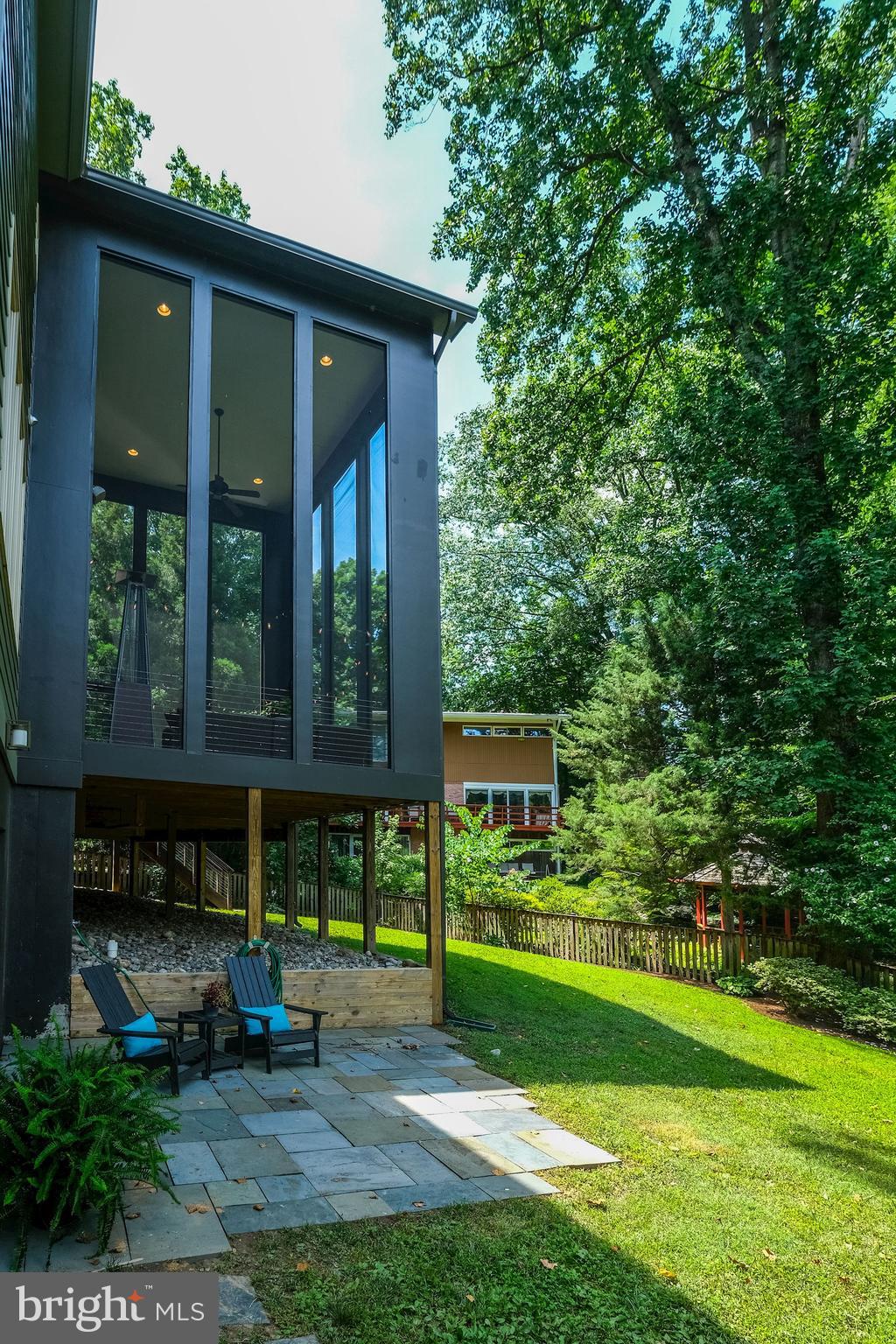 WOODMONT - Residential