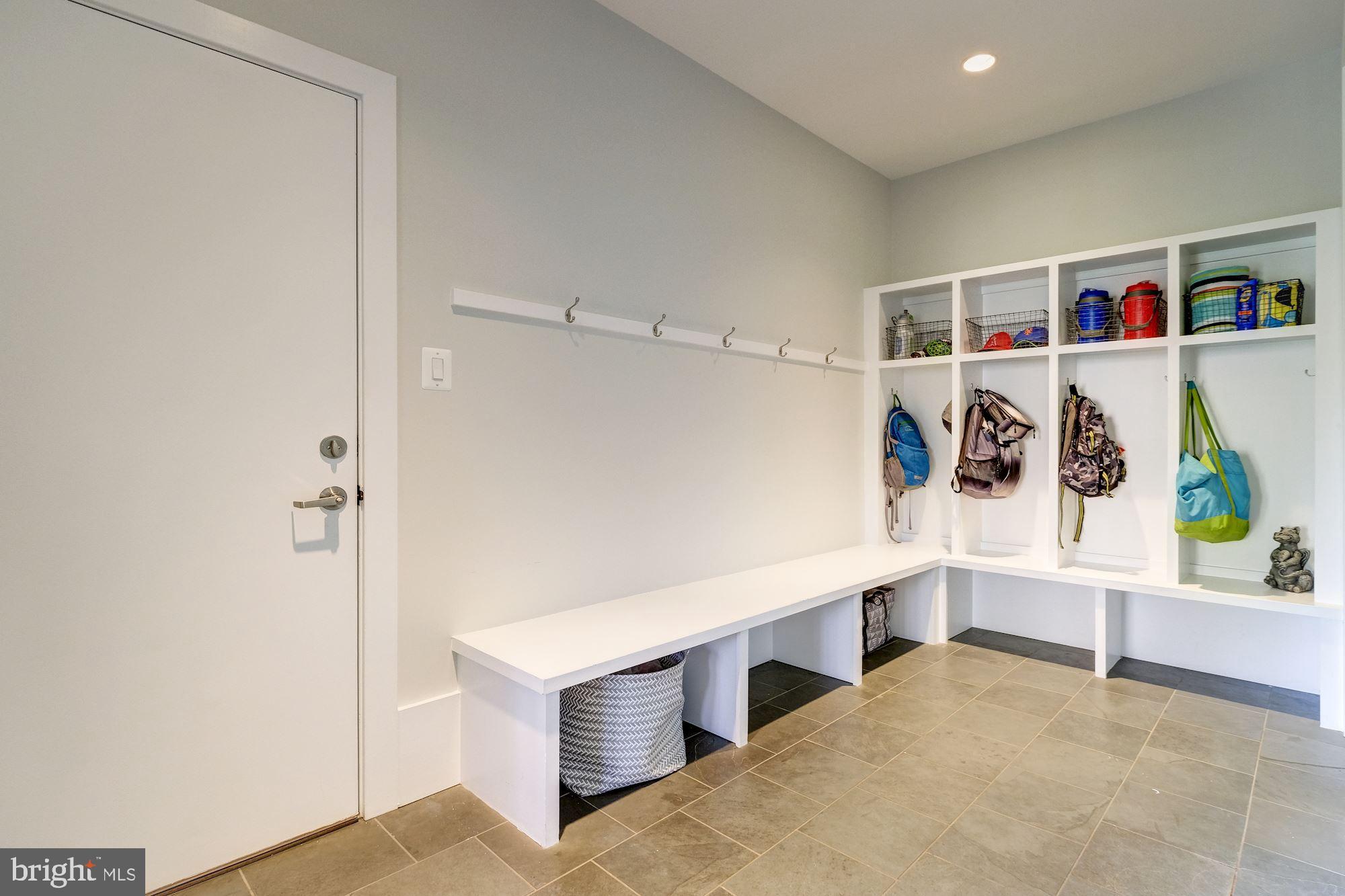 WOODMONT - Residential