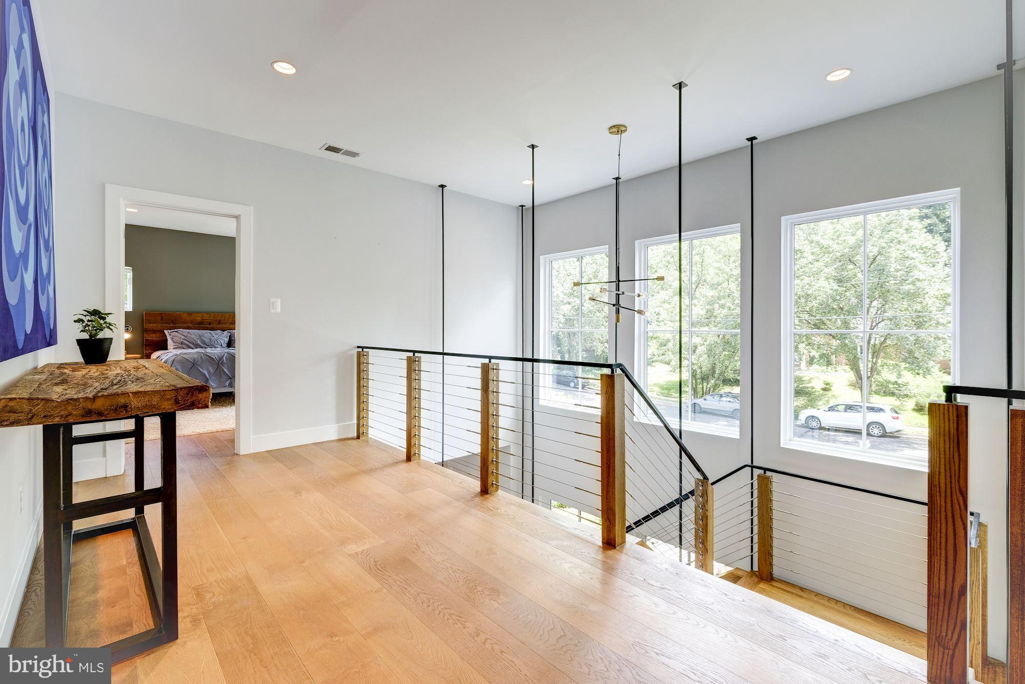 WOODMONT - Residential