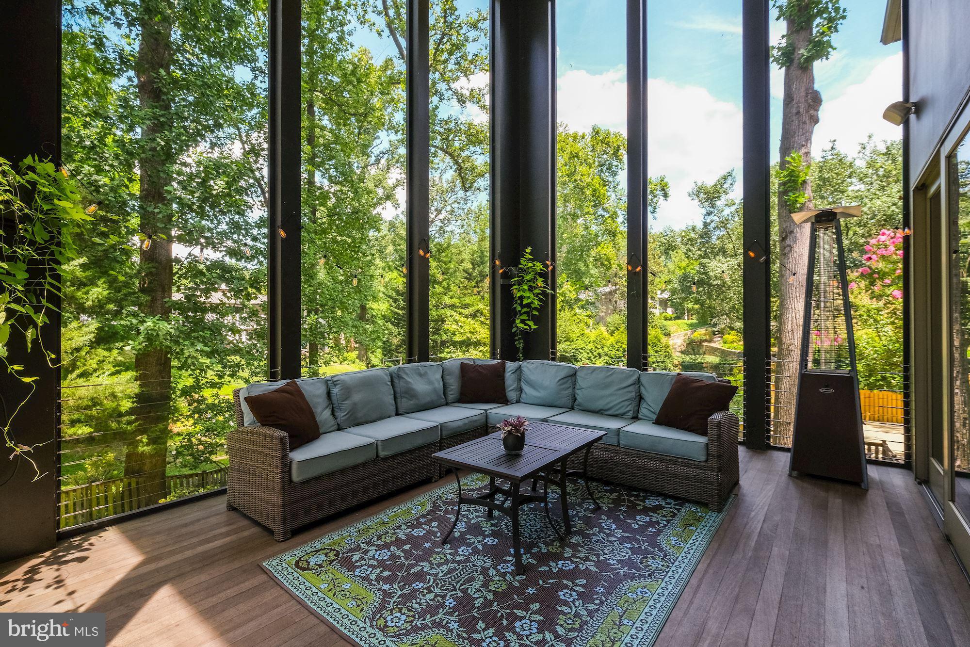 WOODMONT - Residential