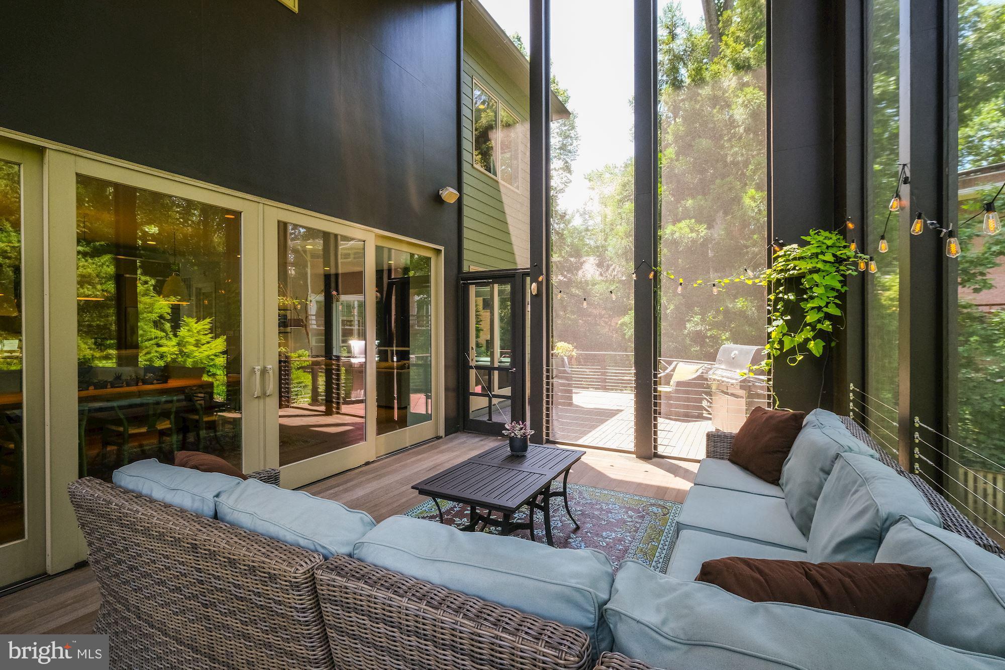 WOODMONT - Residential