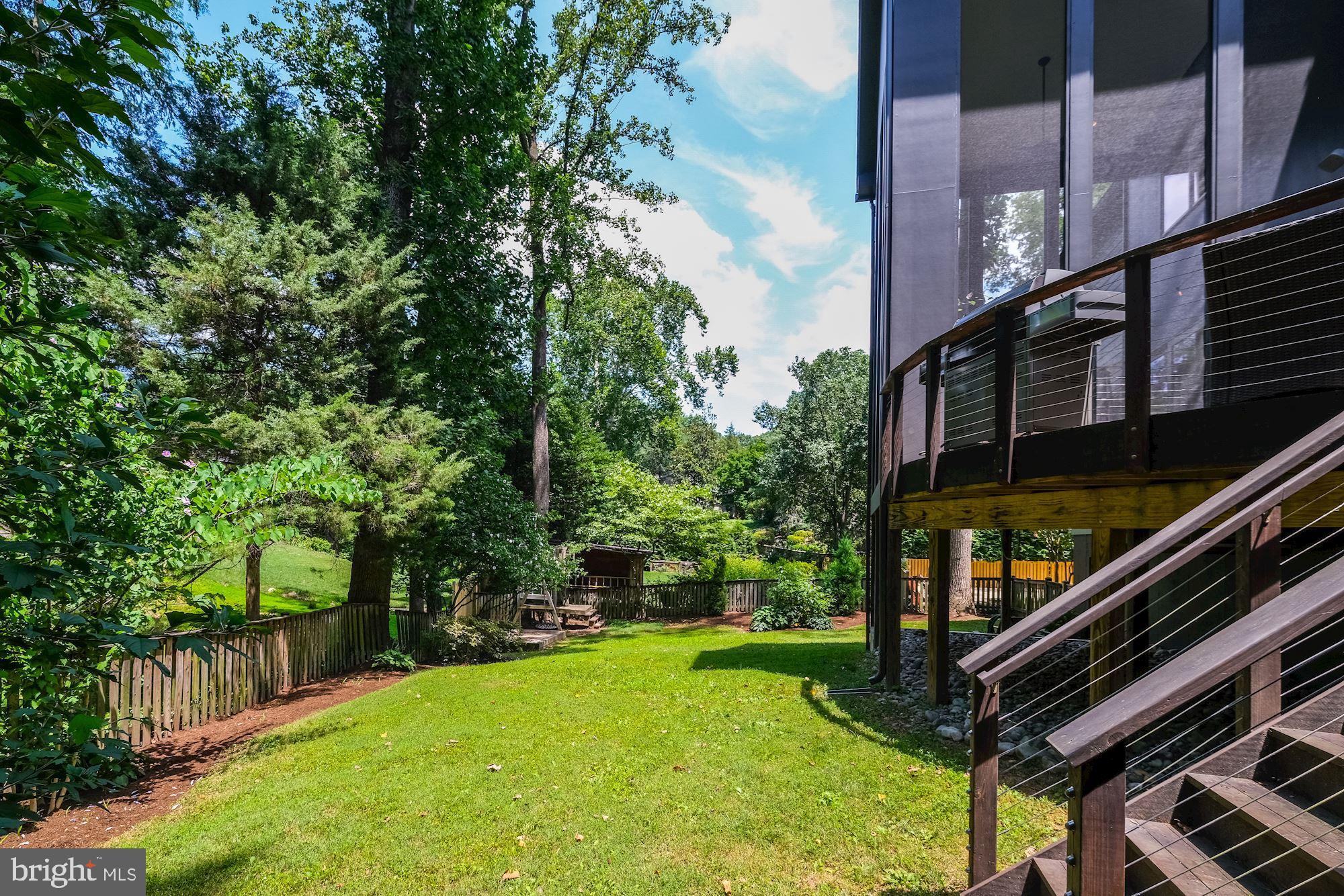 WOODMONT - Residential