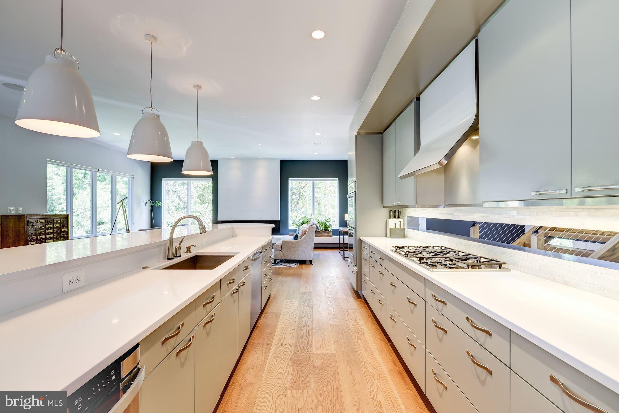 WOODMONT - Residential