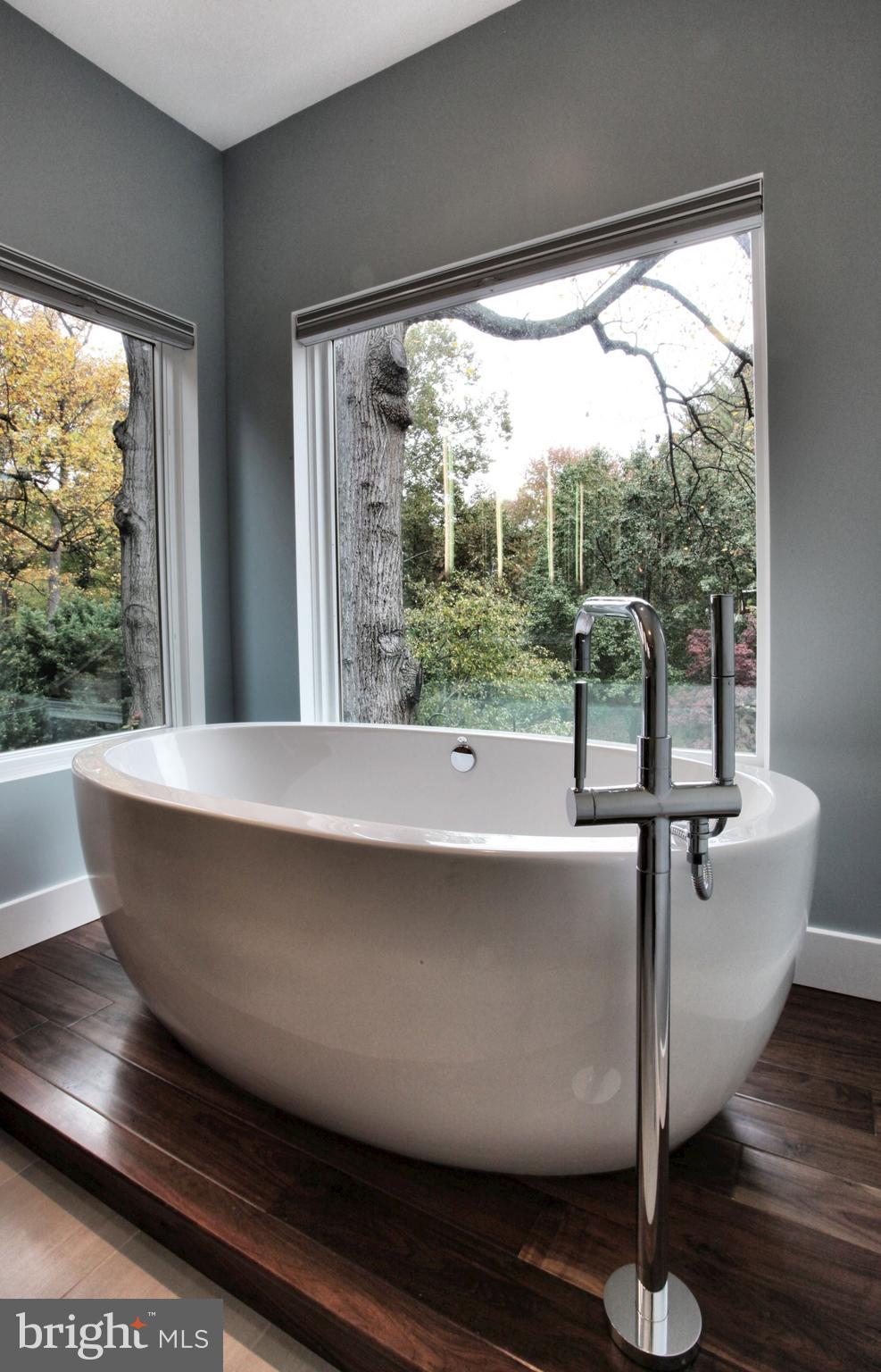 WOODMONT - Residential