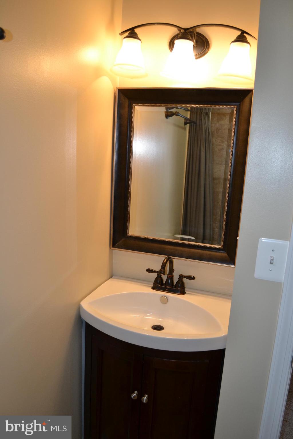 MAIDEN CHOICE VILLAGE - Residential Lease