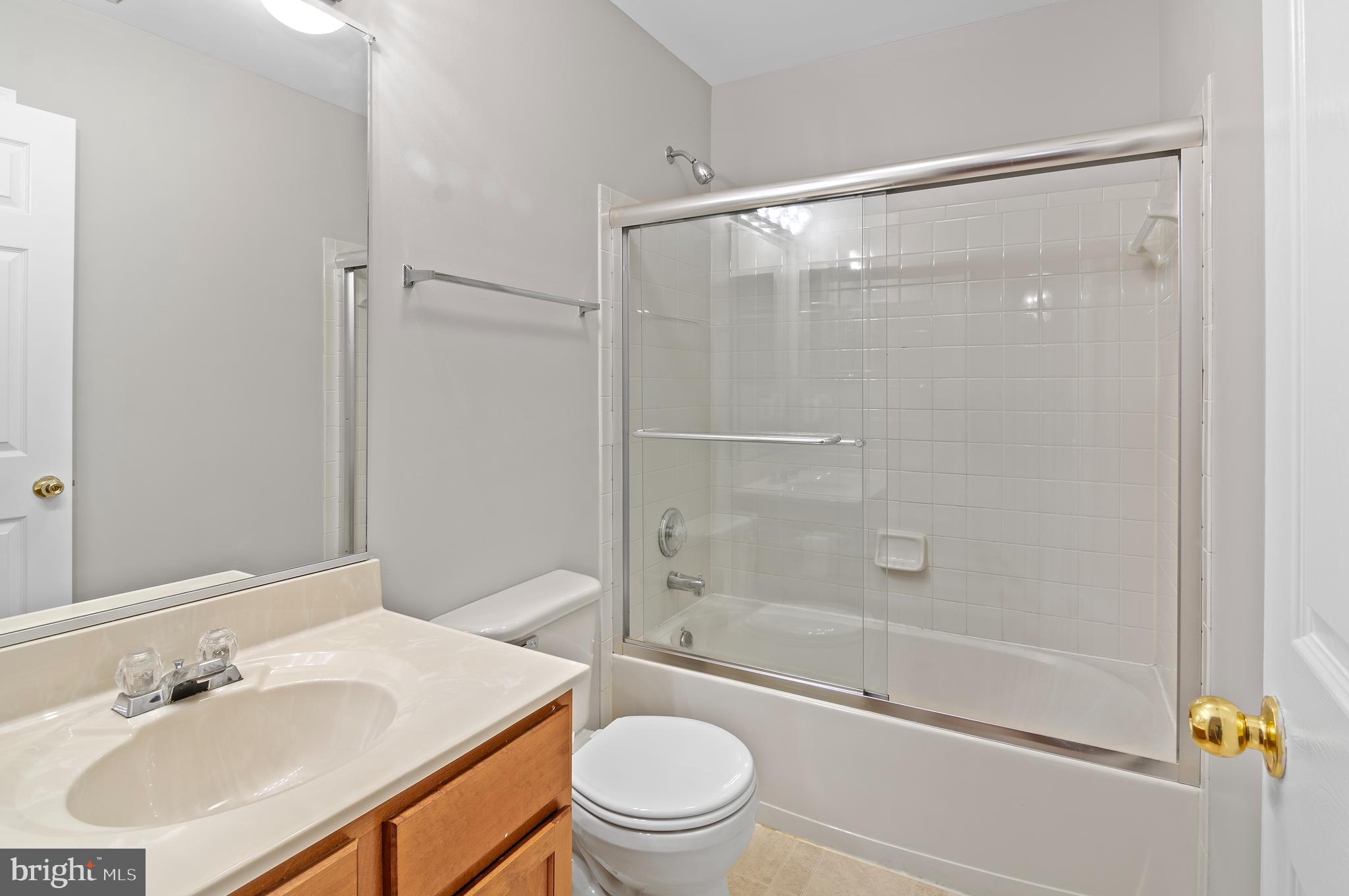 EATON SQUARE - Residential Lease