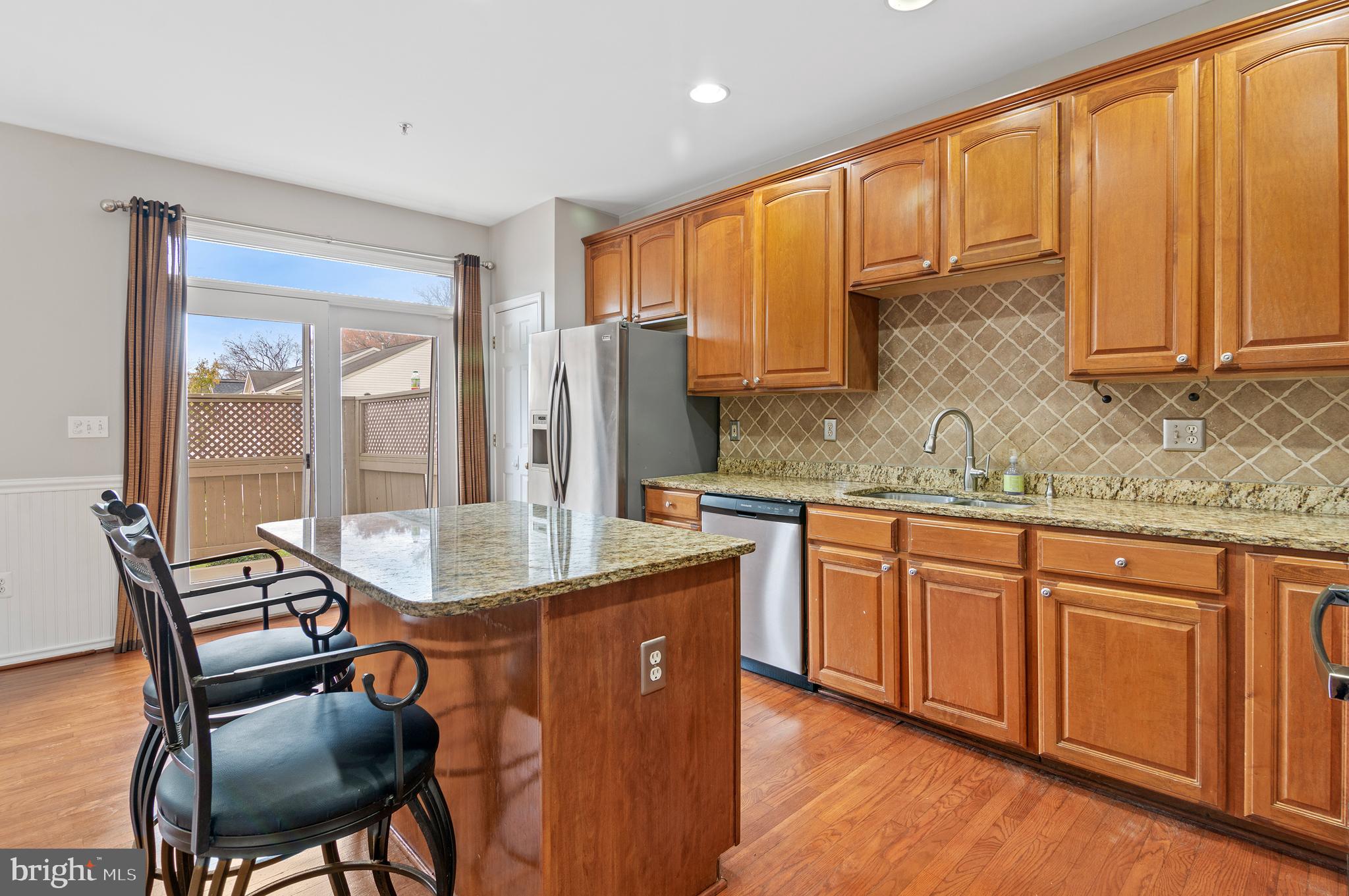 EATON SQUARE - Residential Lease