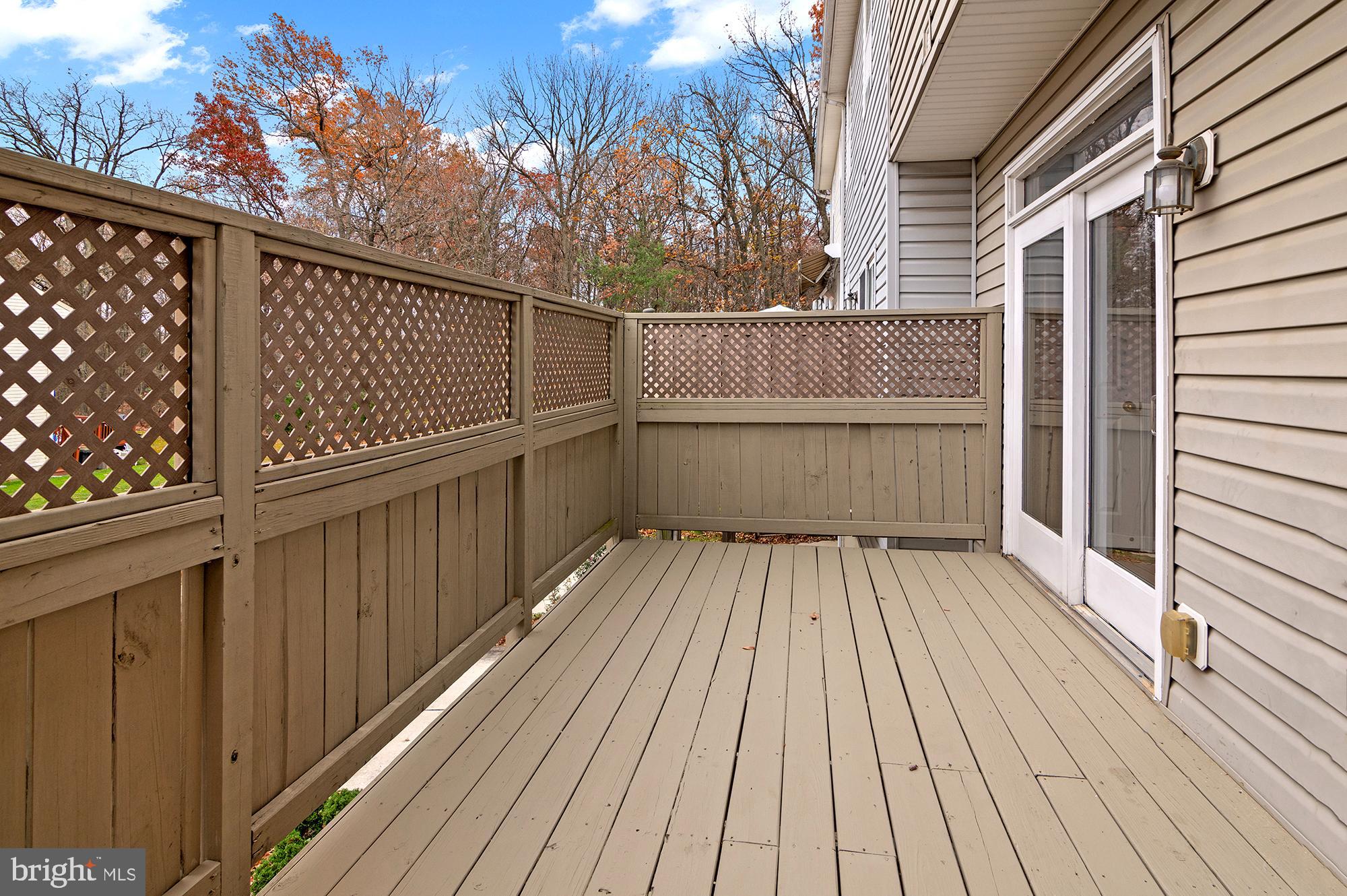 EATON SQUARE - Residential Lease