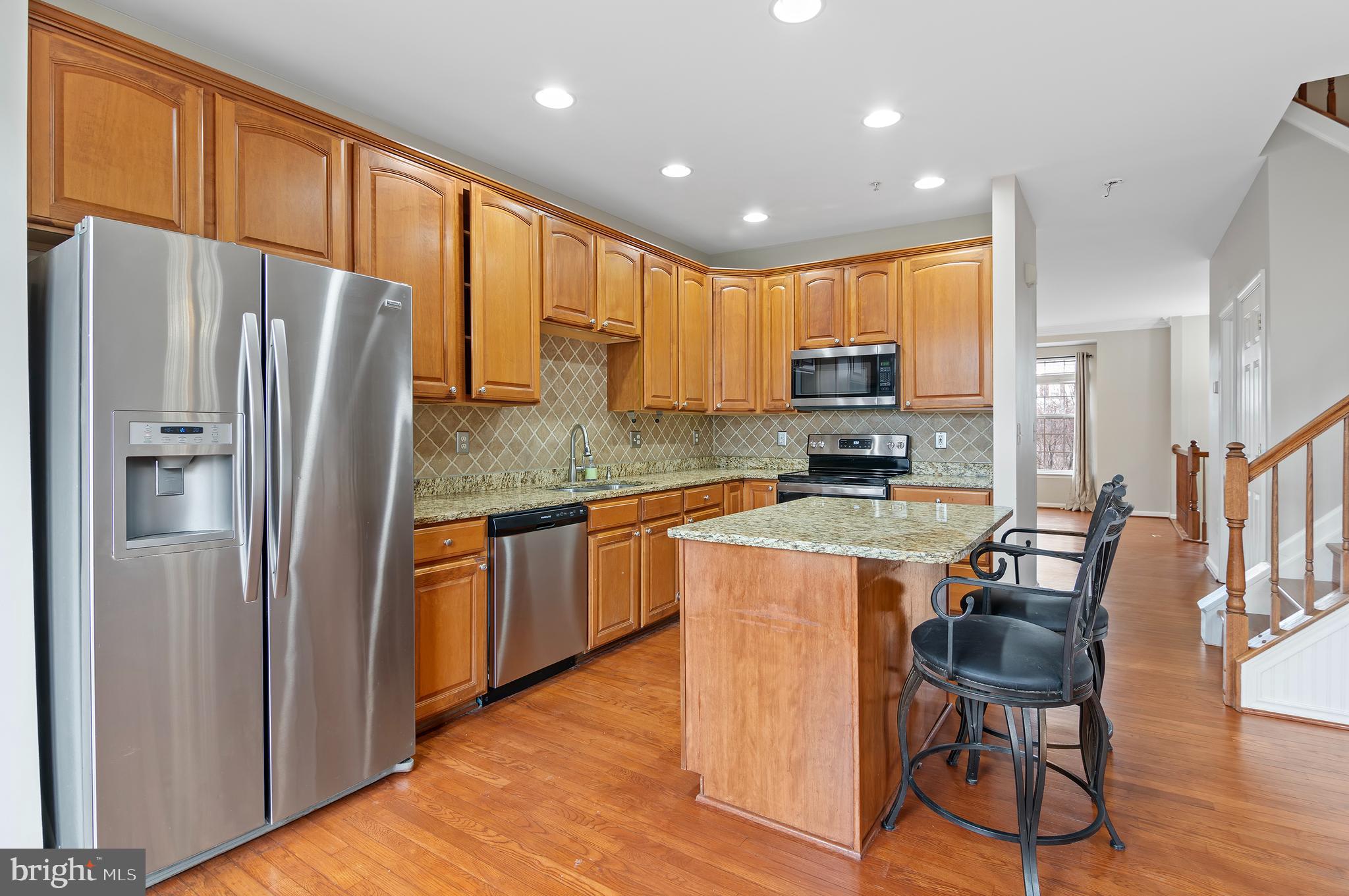 EATON SQUARE - Residential Lease