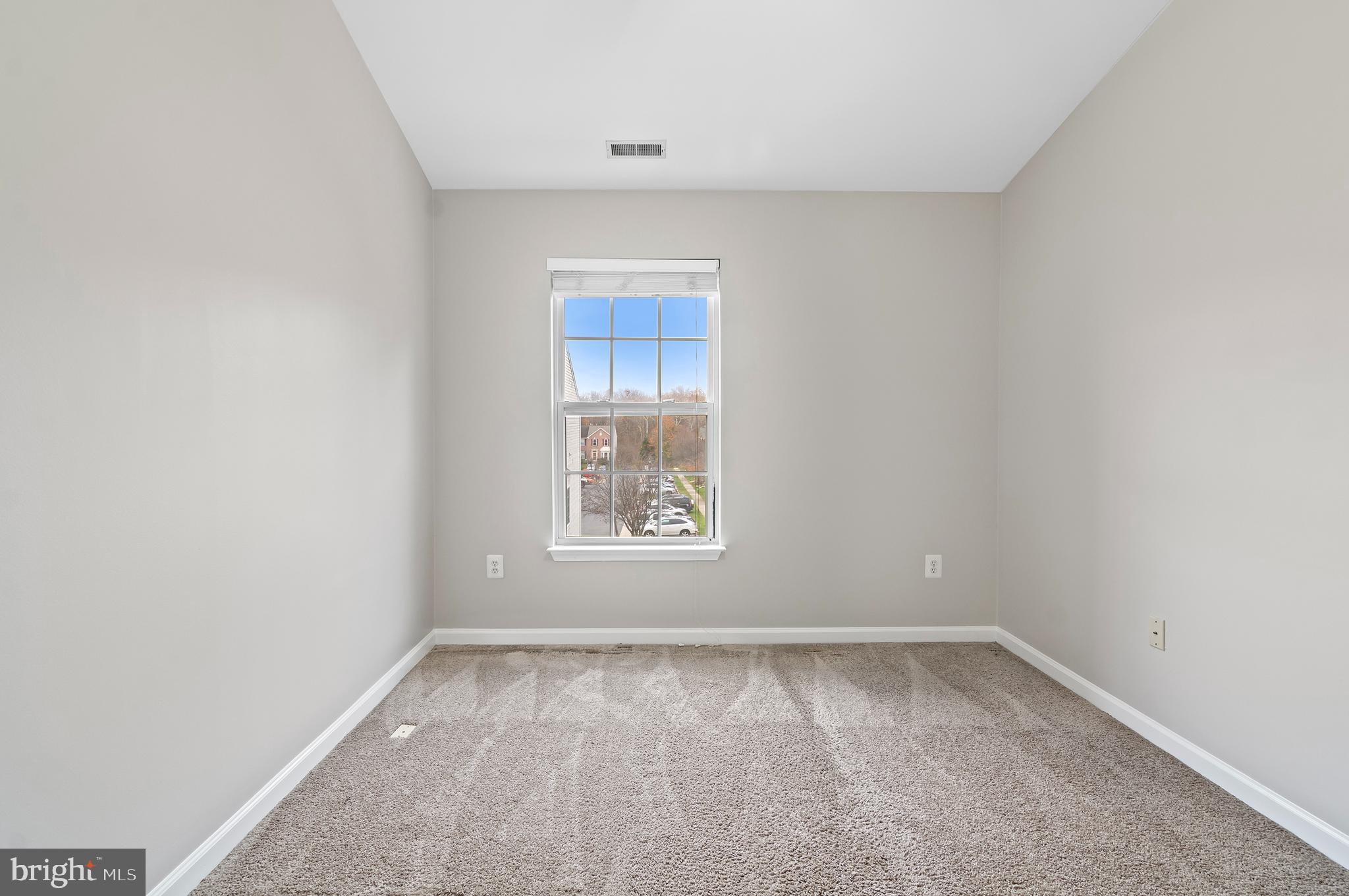 EATON SQUARE - Residential Lease