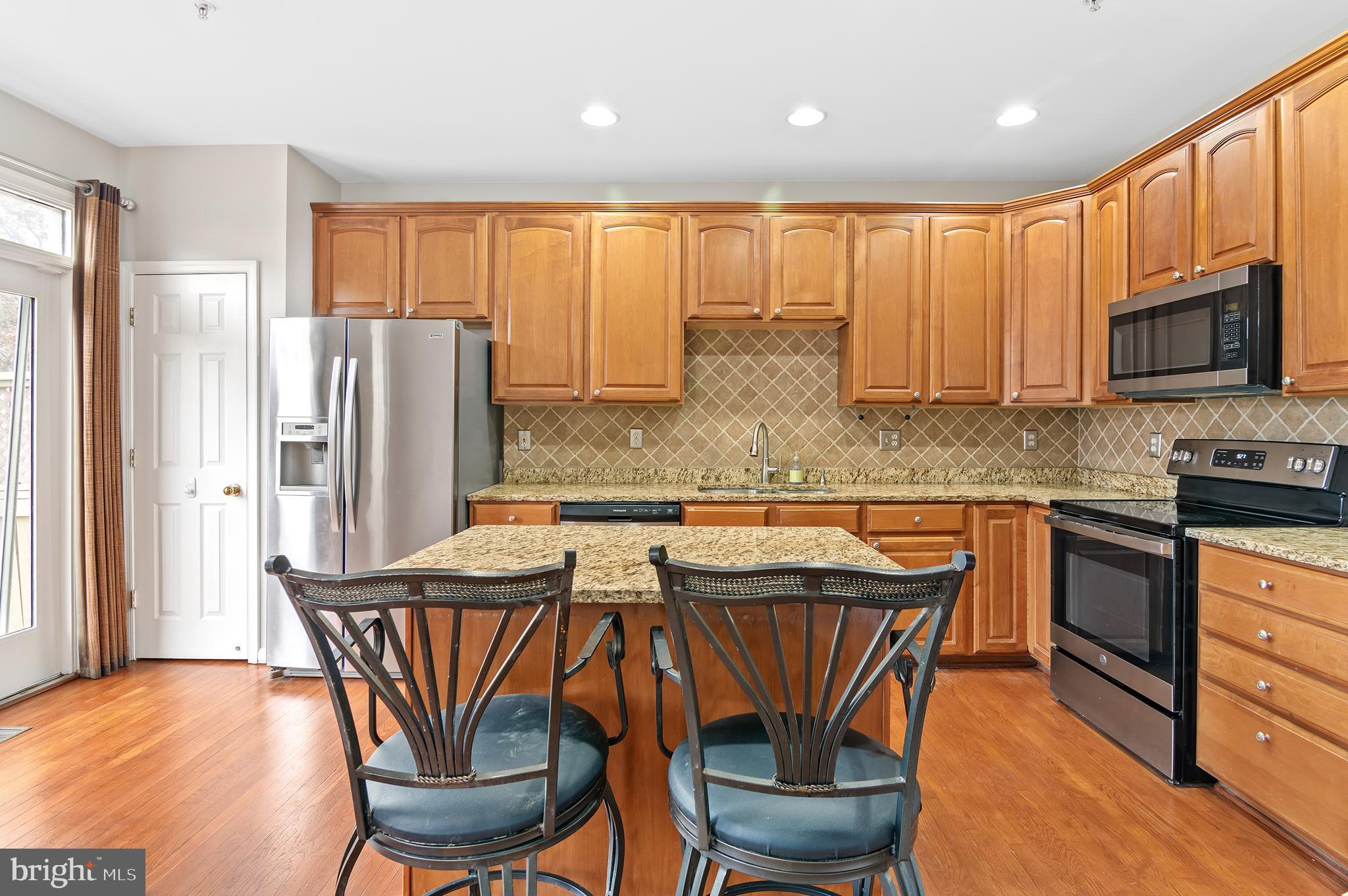 EATON SQUARE - Residential Lease