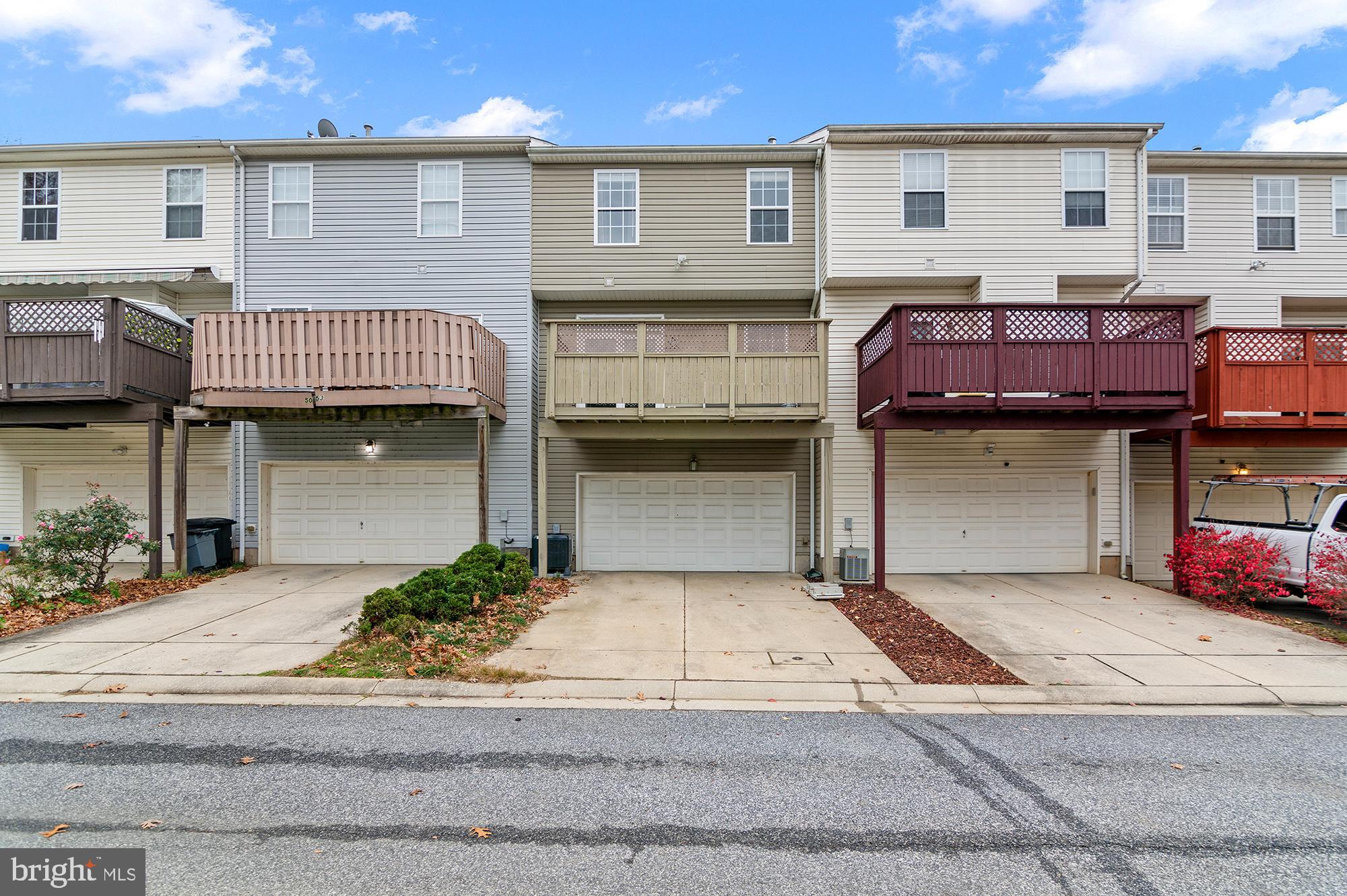 EATON SQUARE - Residential Lease