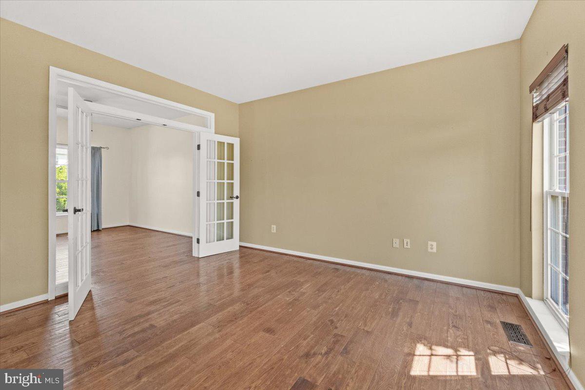 SUN MEADOW - Residential