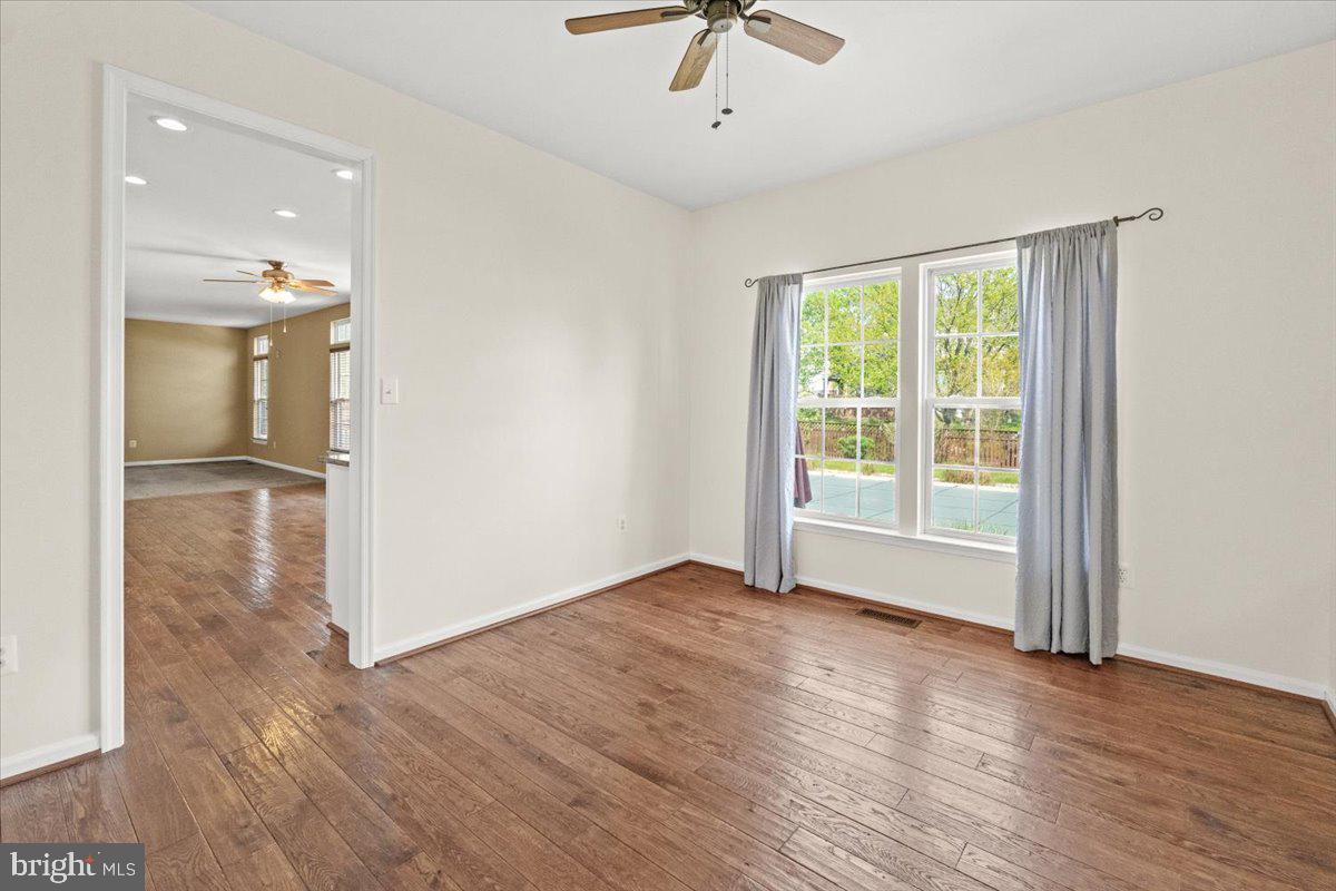 SUN MEADOW - Residential