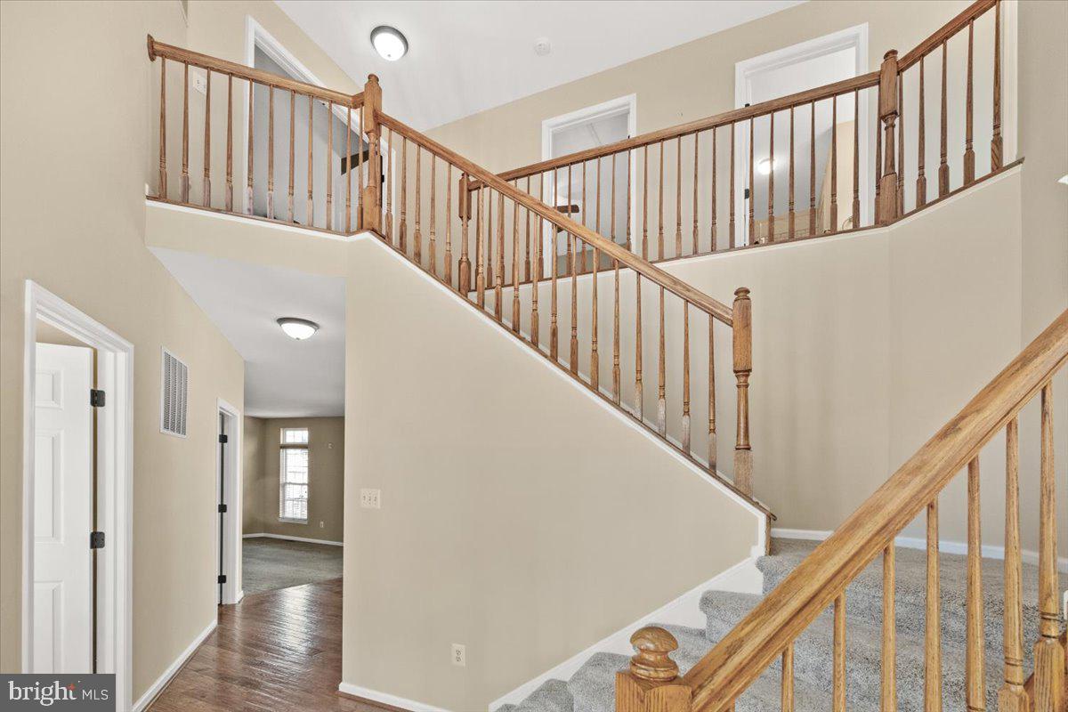 SUN MEADOW - Residential