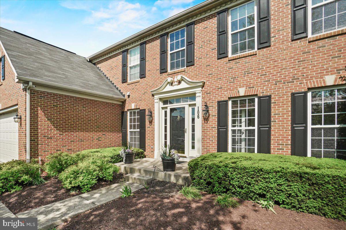 106 GREENWICH DRIVE