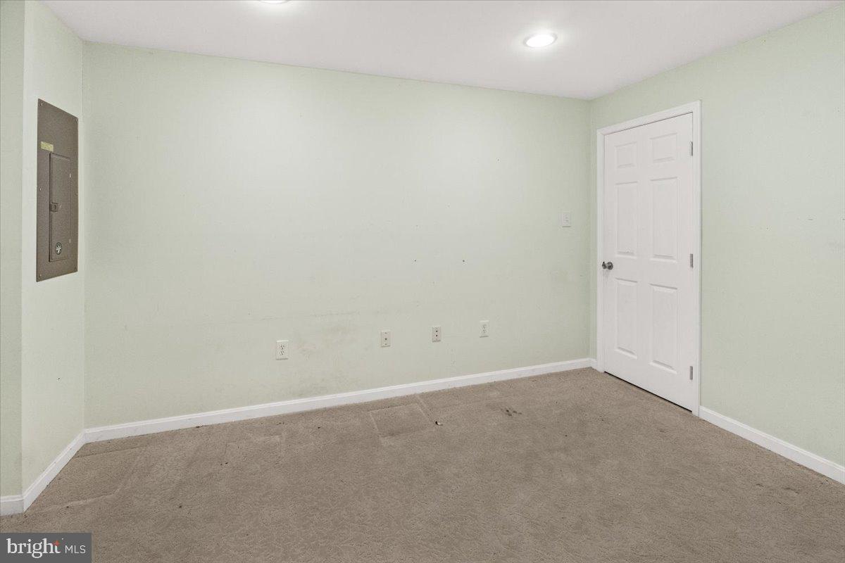 SUN MEADOW - Residential