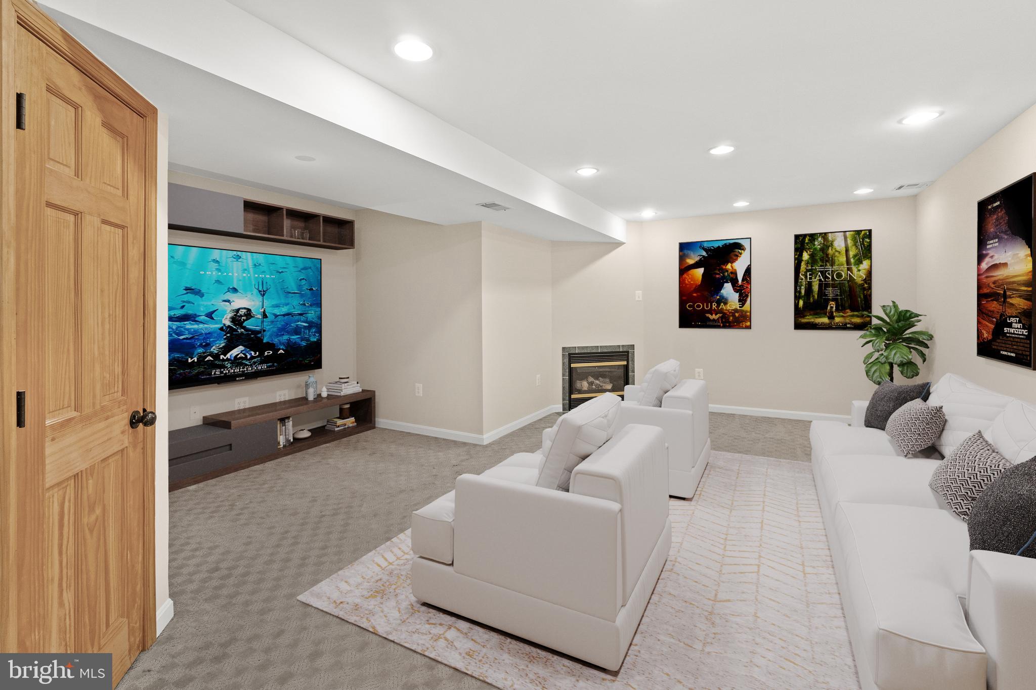 SUN MEADOW - Residential