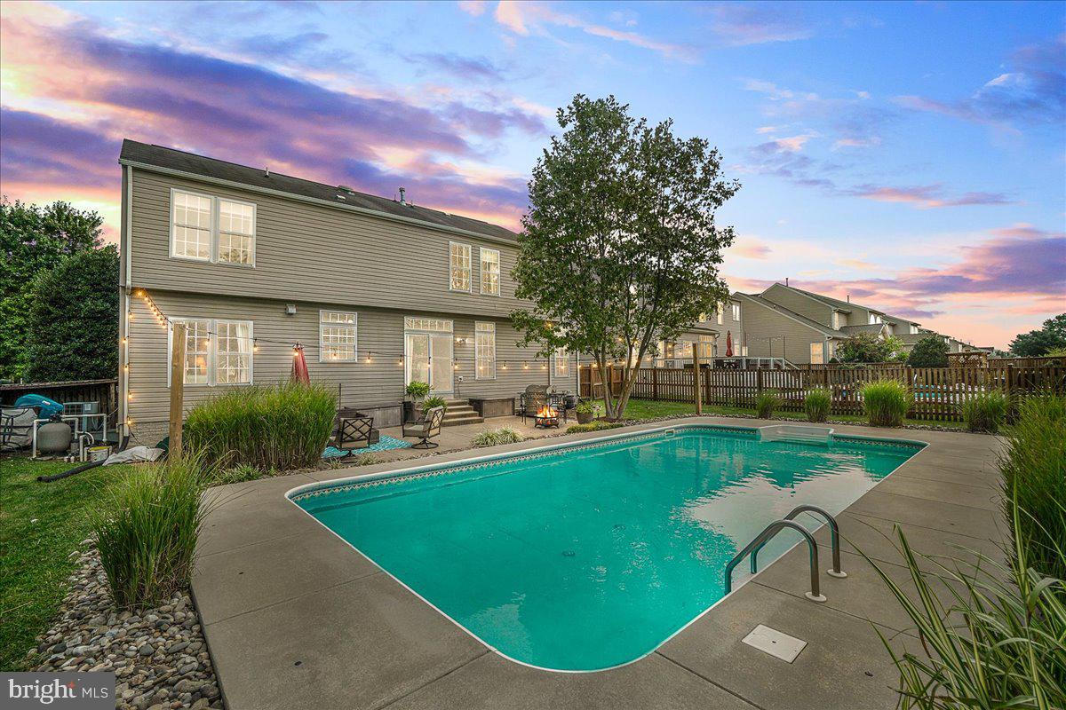 SUN MEADOW - Residential