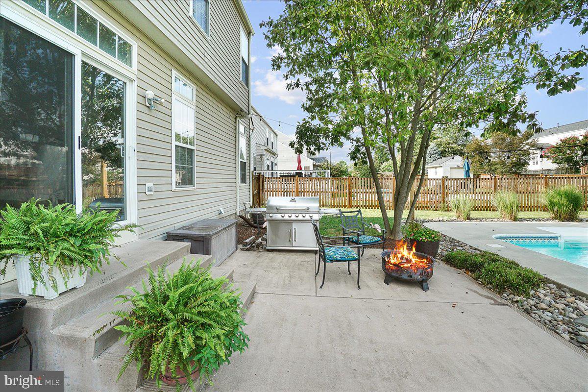 SUN MEADOW - Residential