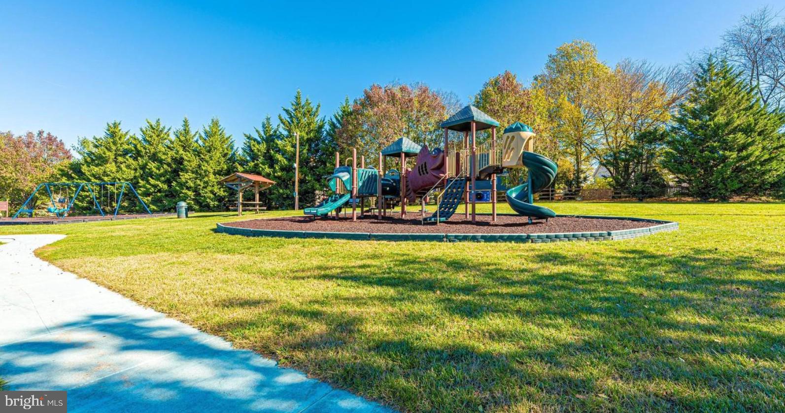 SUN MEADOW - Residential